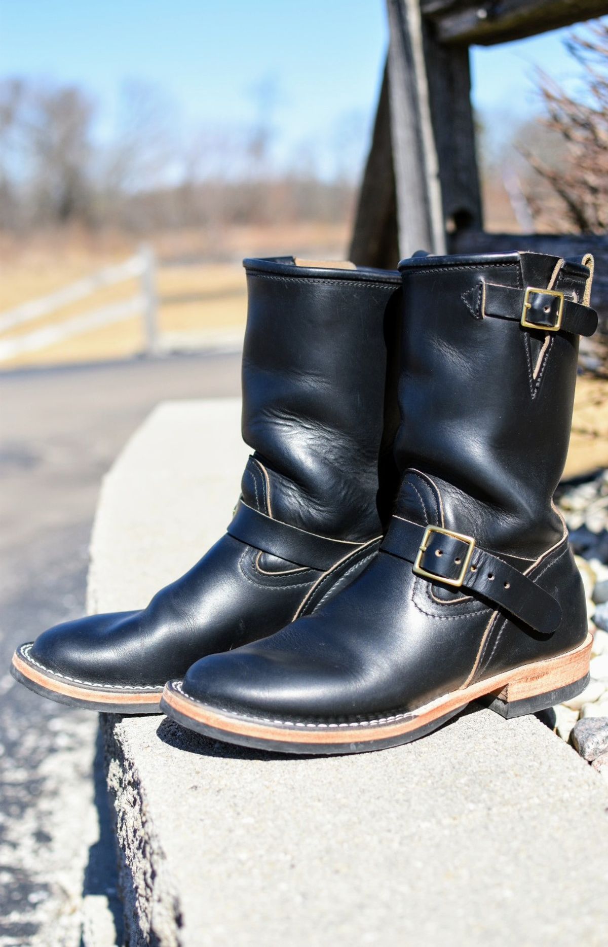 Photo by SKopp on March 1, 2025 of the Nicks StationMaster in Horween Black Chromexcel.