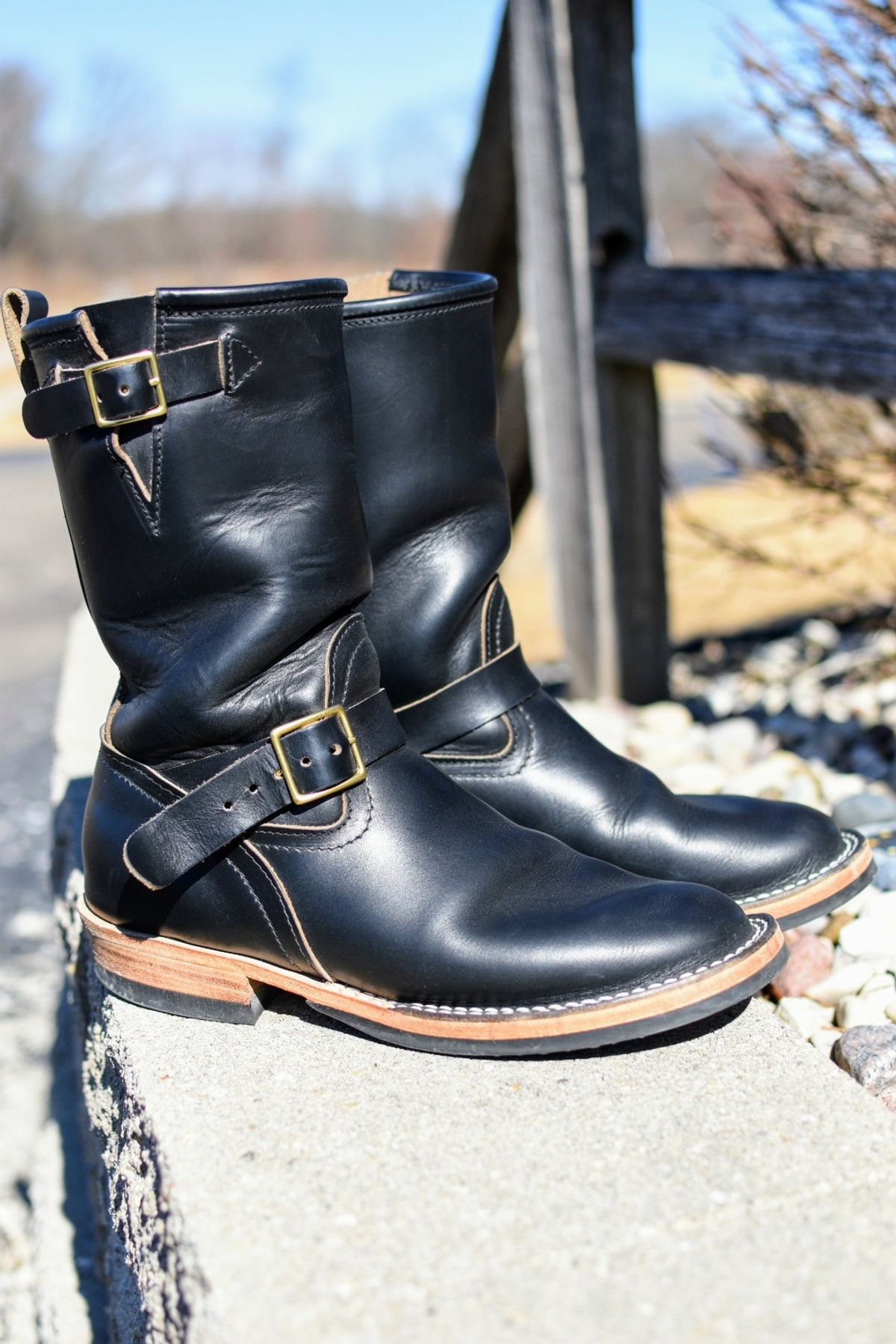 Photo by SKopp on March 1, 2025 of the Nicks StationMaster in Horween Black Chromexcel.