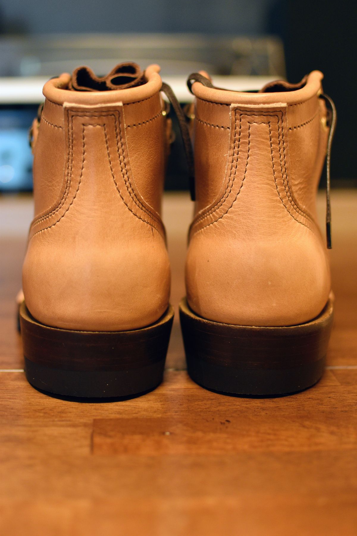 Photo by SKopp on October 1, 2025 of the Nicks MTO in Horween Light Natural Dublin.