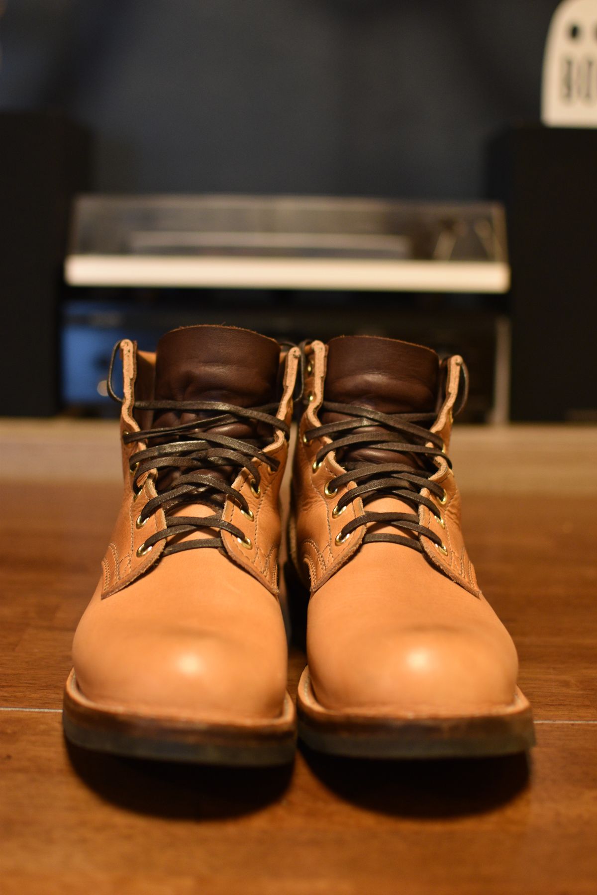 Photo by SKopp on November 1, 2025 of the Nicks MTO in Horween Light Natural Dublin.