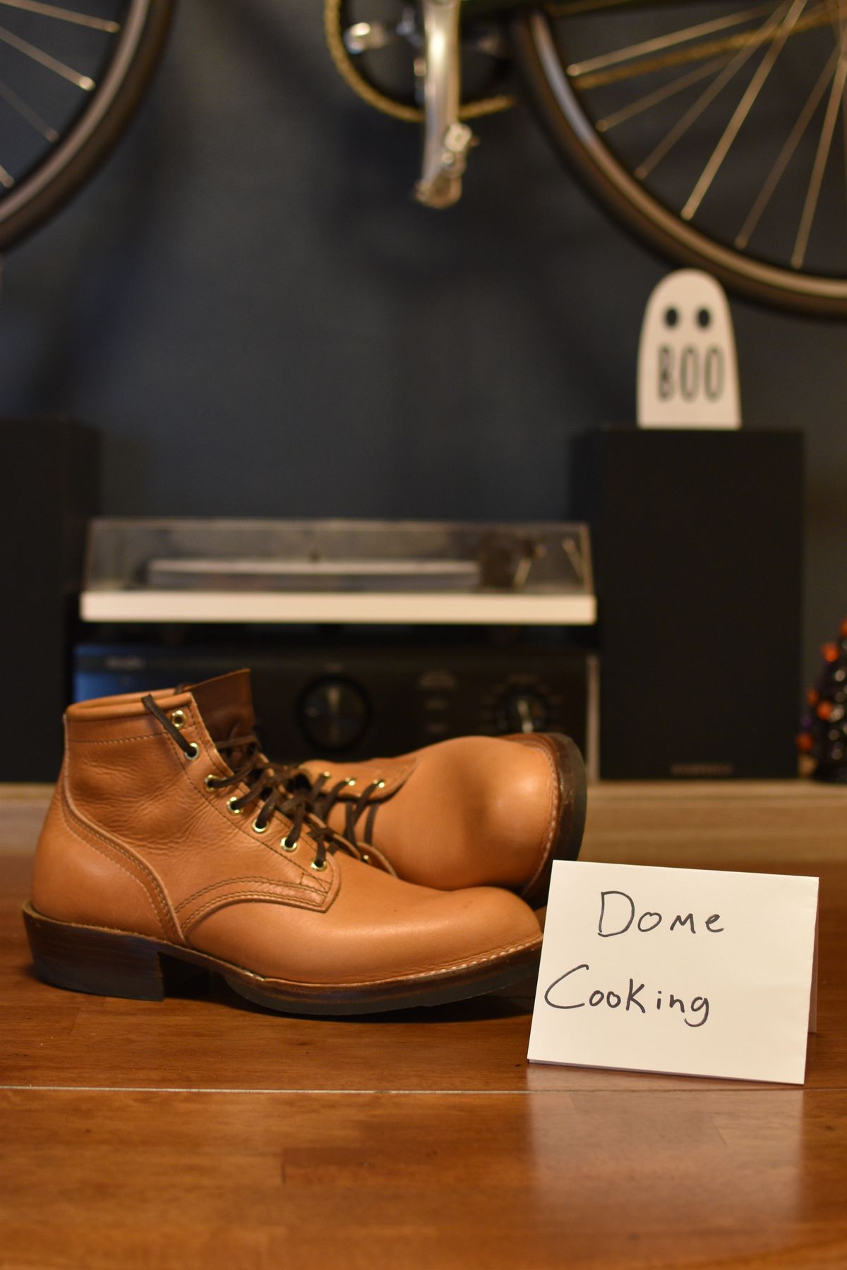 Photo by SKopp on November 1, 2025 of the Nicks MTO in Horween Light Natural Dublin.