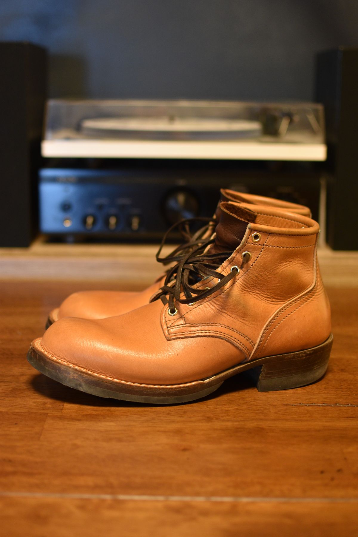 Photo by SKopp on March 1, 2026 of the Nicks MTO in Horween Light Natural Dublin.