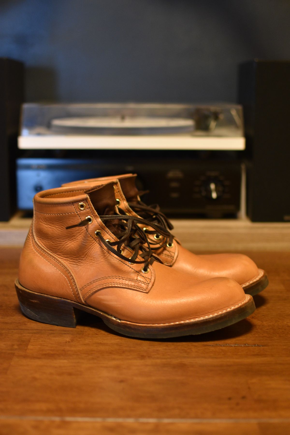 Photo by SKopp on March 1, 2026 of the Nicks MTO in Horween Light Natural Dublin.
