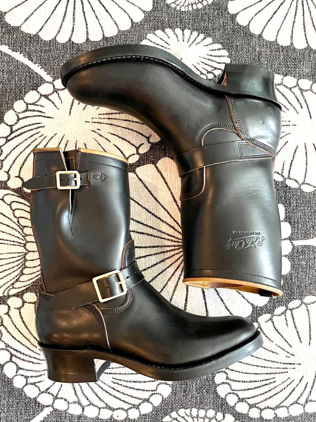 Photo by PatinaTechnodrome on October 2, 2023 of the Role Club Engineer Boots in Horween Black Chromexcel Horsehide.