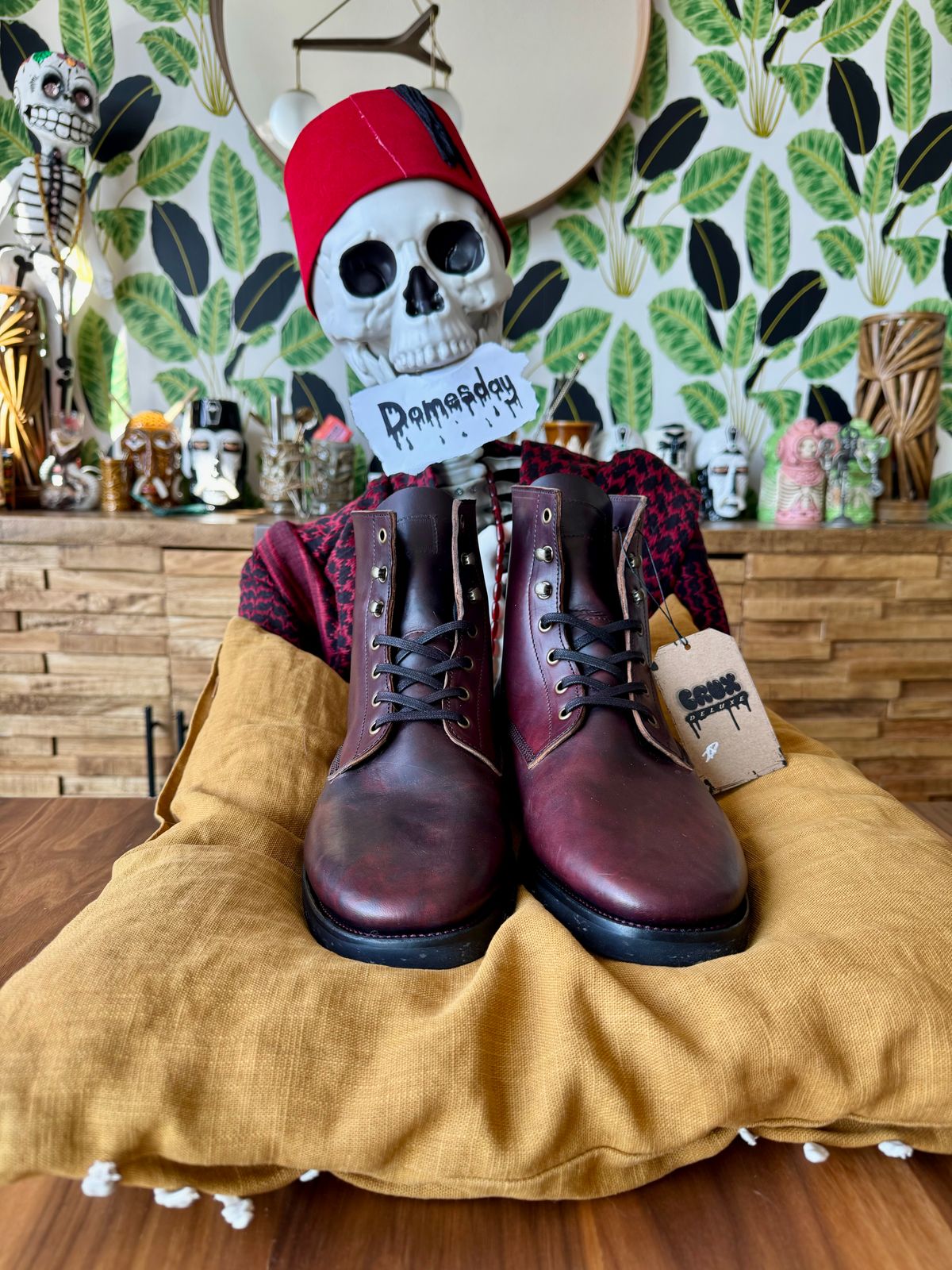 Photo by PatinaTechnodrome on October 2, 2024 of the Crux Deluxe Boondockers in Guidi House Cab.