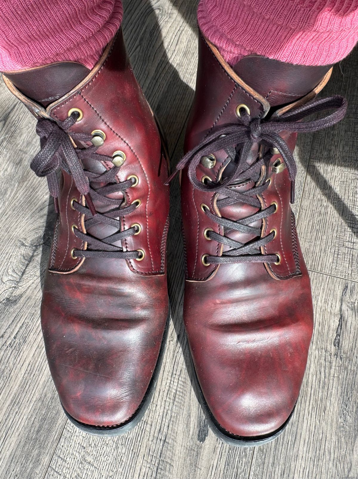 Photo by PatinaTechnodrome on November 4, 2024 of the Crux Deluxe Boondockers in Guidi House Cab.