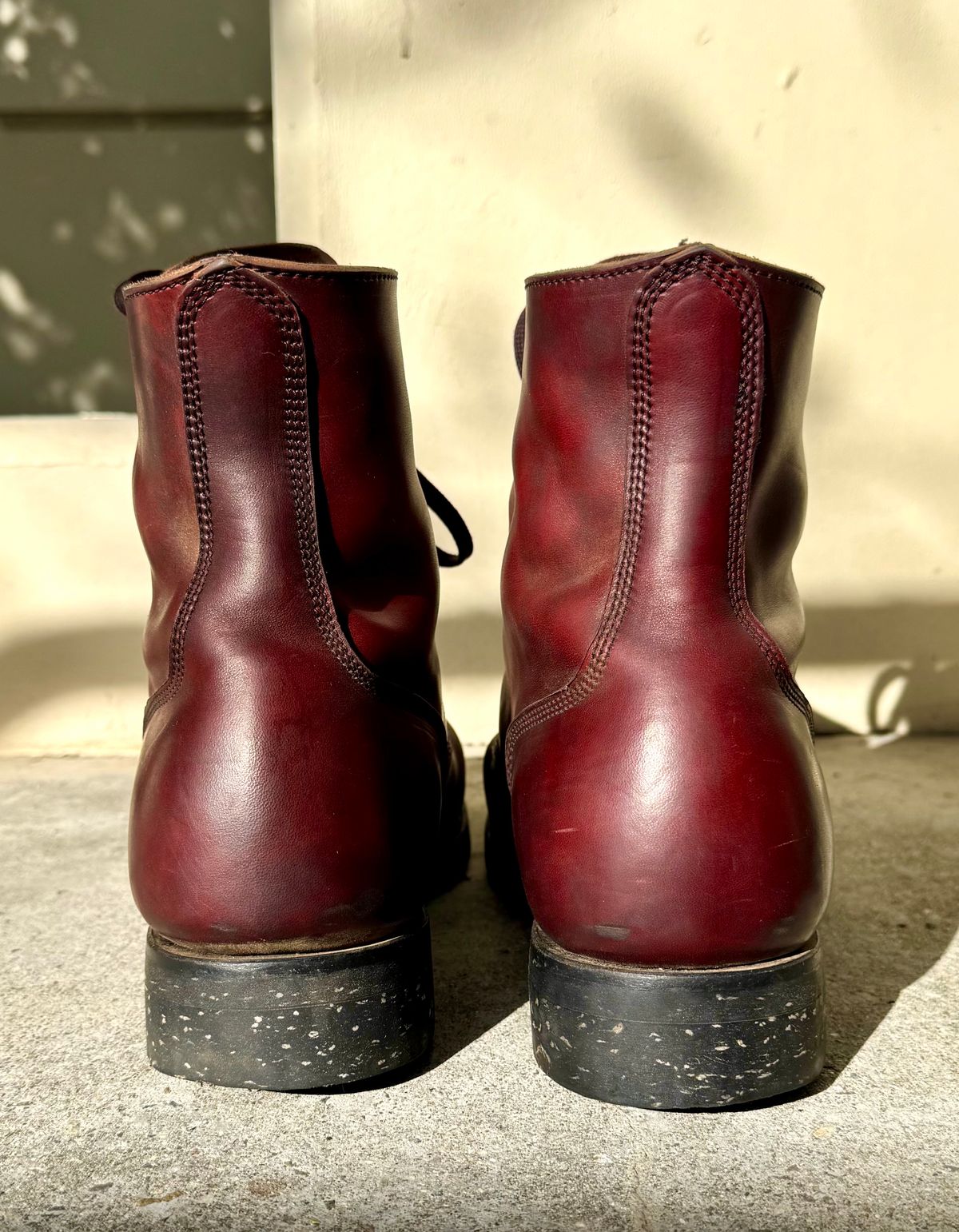 Photo by PatinaTechnodrome on January 6, 2025 of the Crux Deluxe Boondockers in Guidi House Cab.