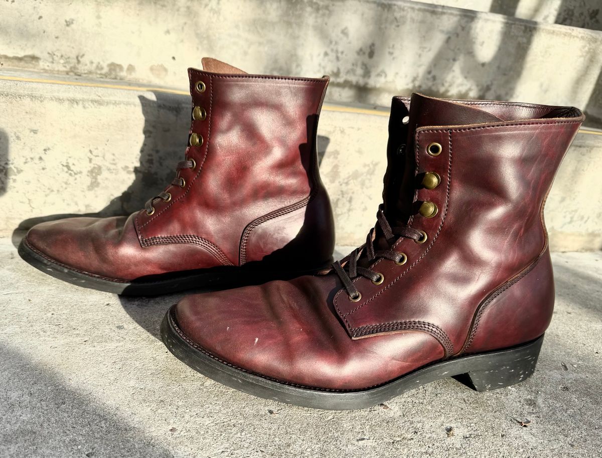 Photo by PatinaTechnodrome on March 5, 2025 of the Crux Deluxe Boondockers in Guidi House Cab.