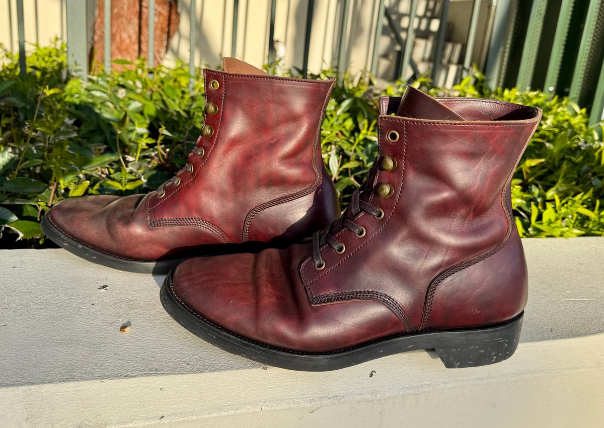 Photo by PatinaTechnodrome on April 5, 2025 of the Crux Deluxe Boondockers in Guidi House Cab.