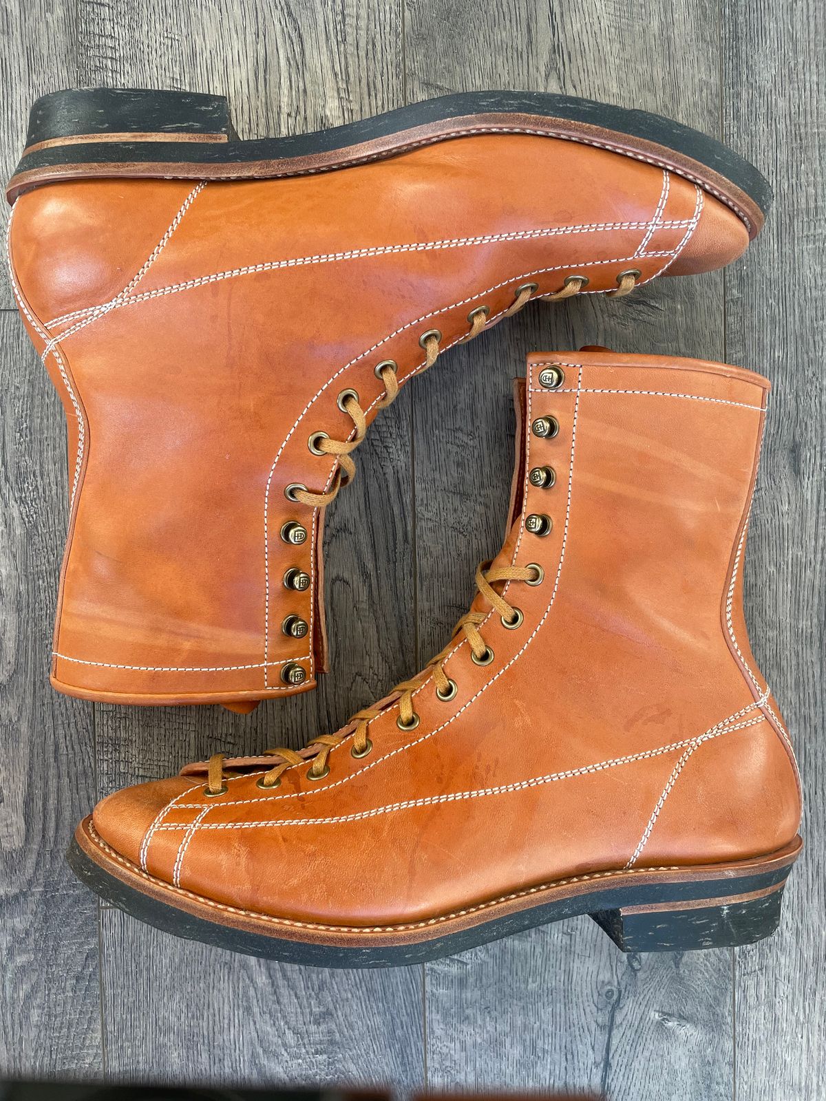 Photo by PatinaTechnodrome on December 6, 2022 of the Flame Panda Monkey Boot in Maryam Natural Horsebutt.