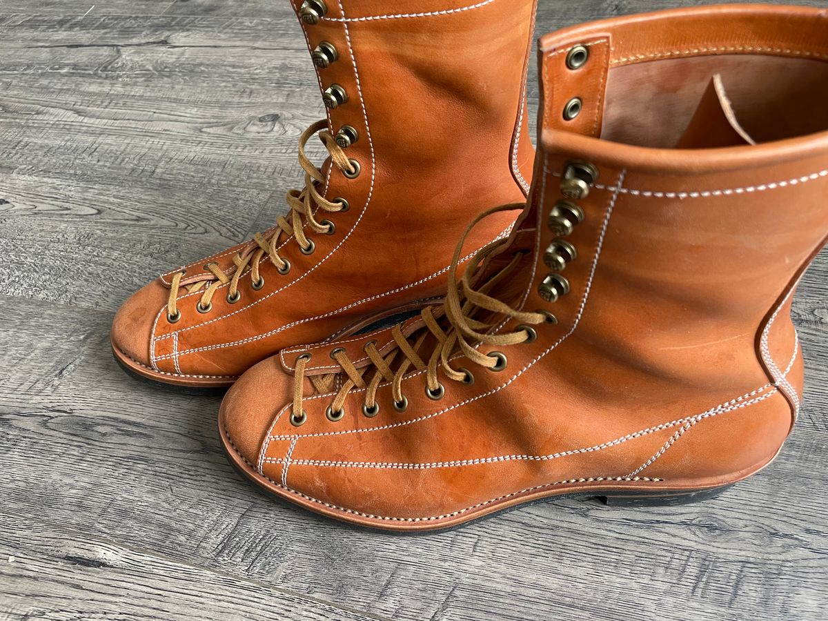 Photo by PatinaTechnodrome on December 16, 2022 of the Flame Panda Monkey Boot in Maryam Natural Horsebutt.