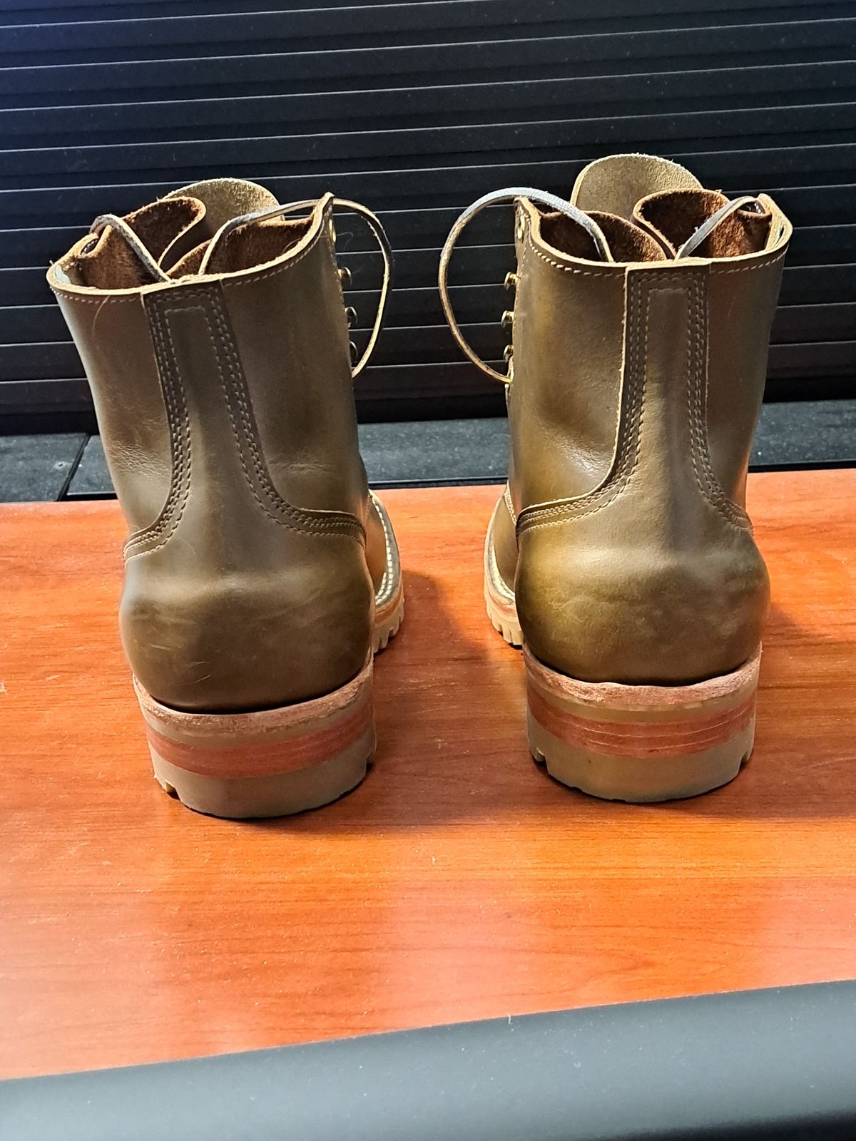 Photo by jdog21 on November 5, 2023 of the Nicks Prospector in Horween Olive Chromexcel.