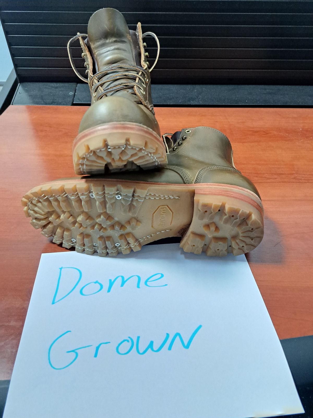 Photo by jdog21 on November 5, 2023 of the Nicks Prospector in Horween Olive Chromexcel.