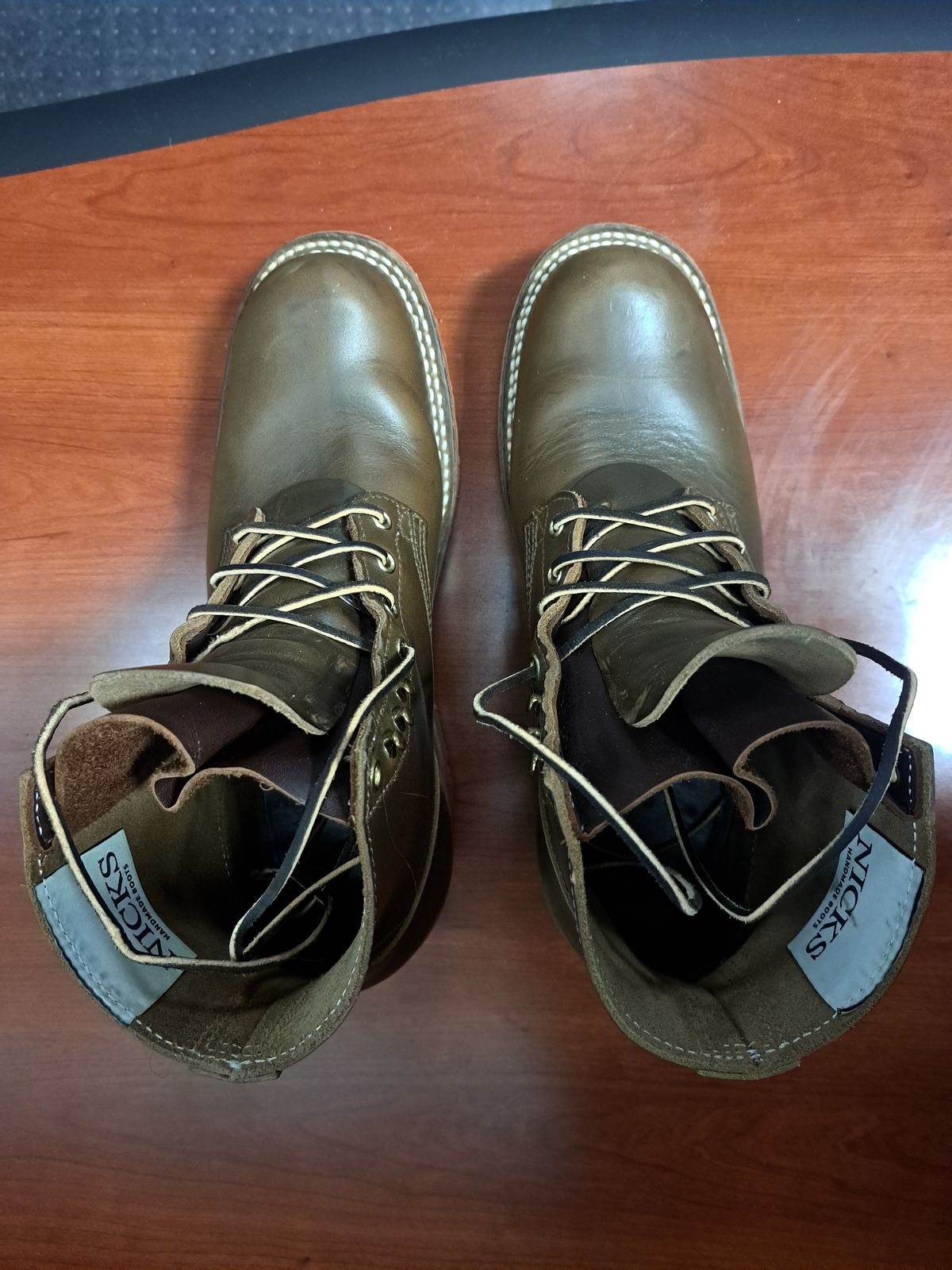 Photo by jdog21 on November 5, 2023 of the Nicks Prospector in Horween Olive Chromexcel.