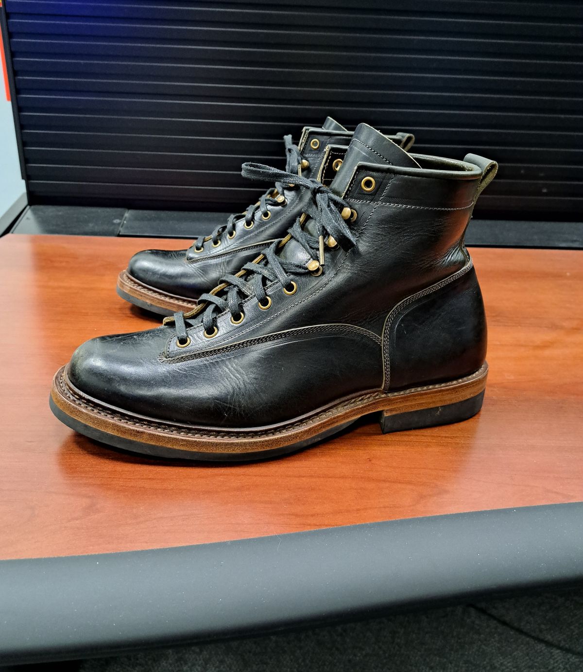 Photo by jdog21 on November 6, 2022 of the Sagara Valiant in Badalassi Carlo Oliva Minerva Overdyed Black.
