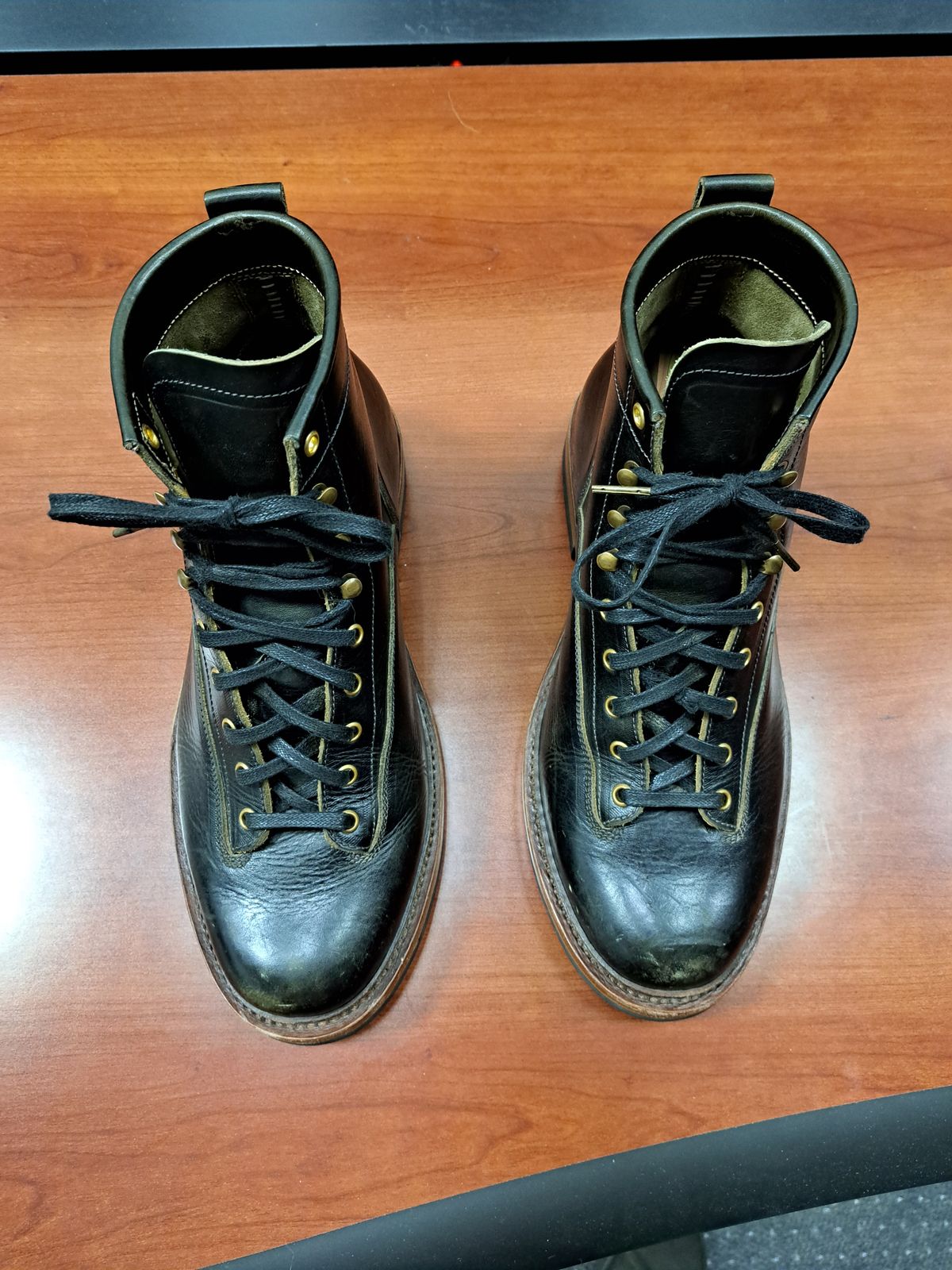 Photo by jdog21 on November 9, 2022 of the Sagara Valiant in Badalassi Carlo Oliva Minerva Overdyed Black.
