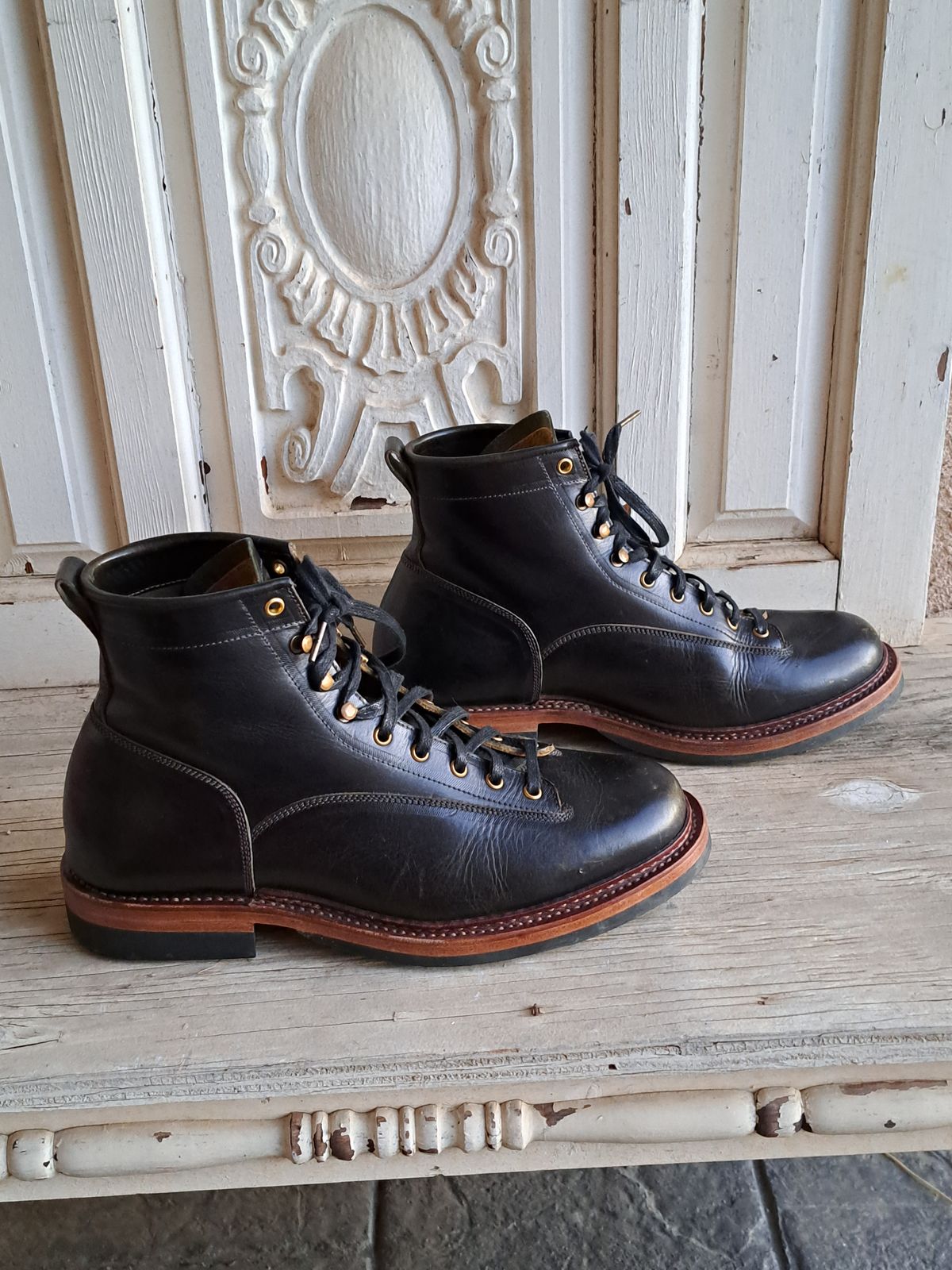 Photo by jdog21 on December 6, 2022 of the Sagara Valiant in Badalassi Carlo Oliva Minerva Overdyed Black.