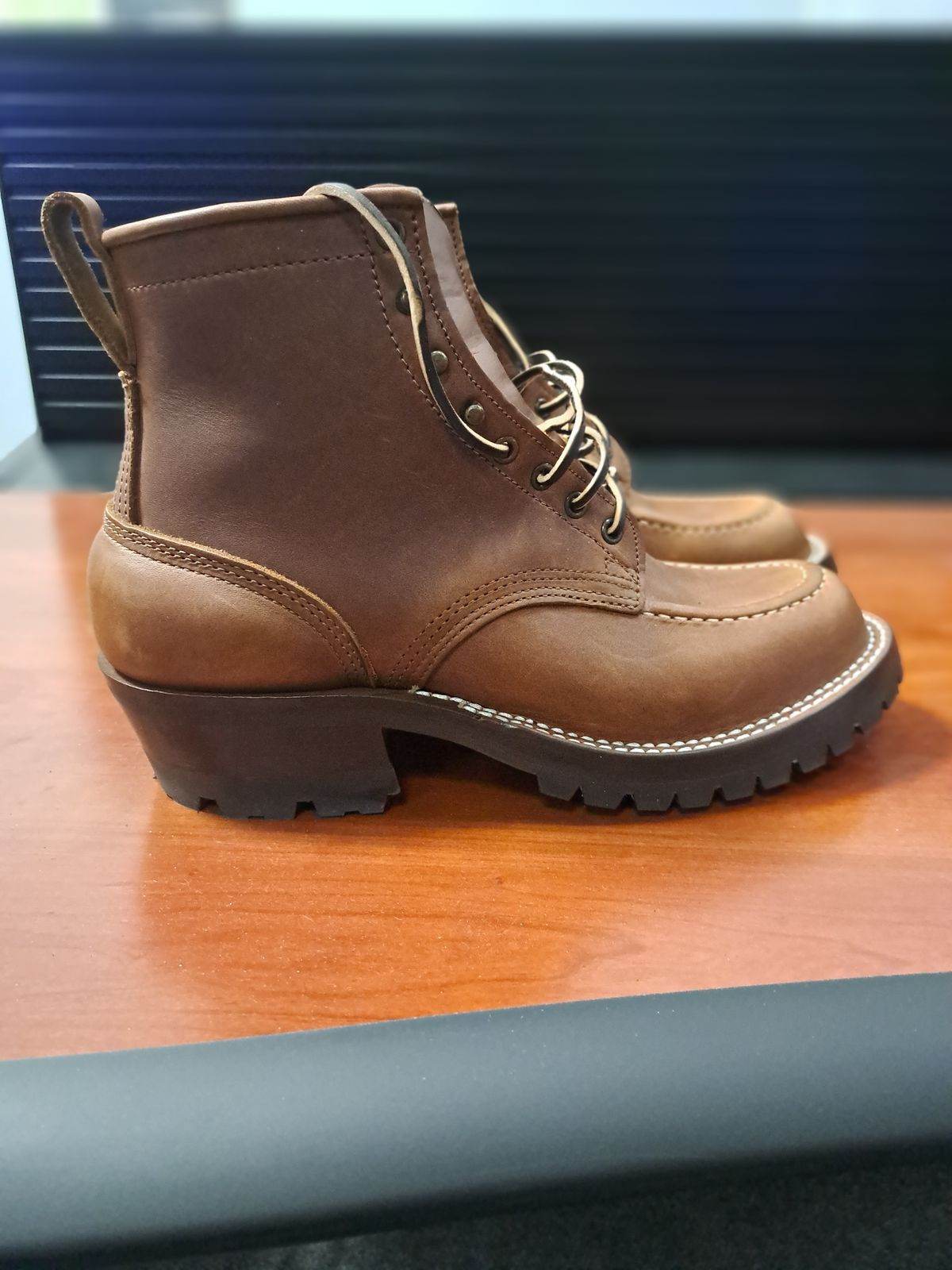 Photo by jdog21 on October 6, 2023 of the Nicks Robert in Seidel 1964 Brown.