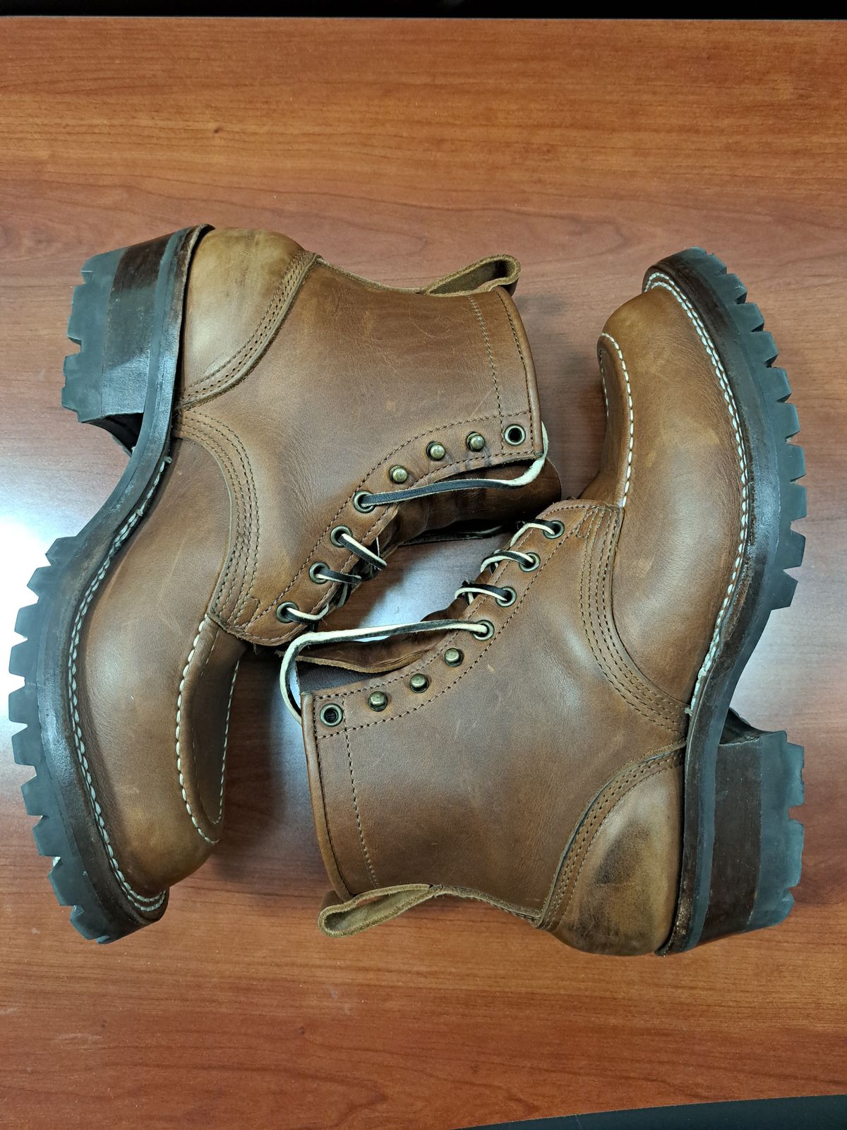 Photo by jdog21 on December 4, 2023 of the Nicks Robert in Seidel 1964 Brown.