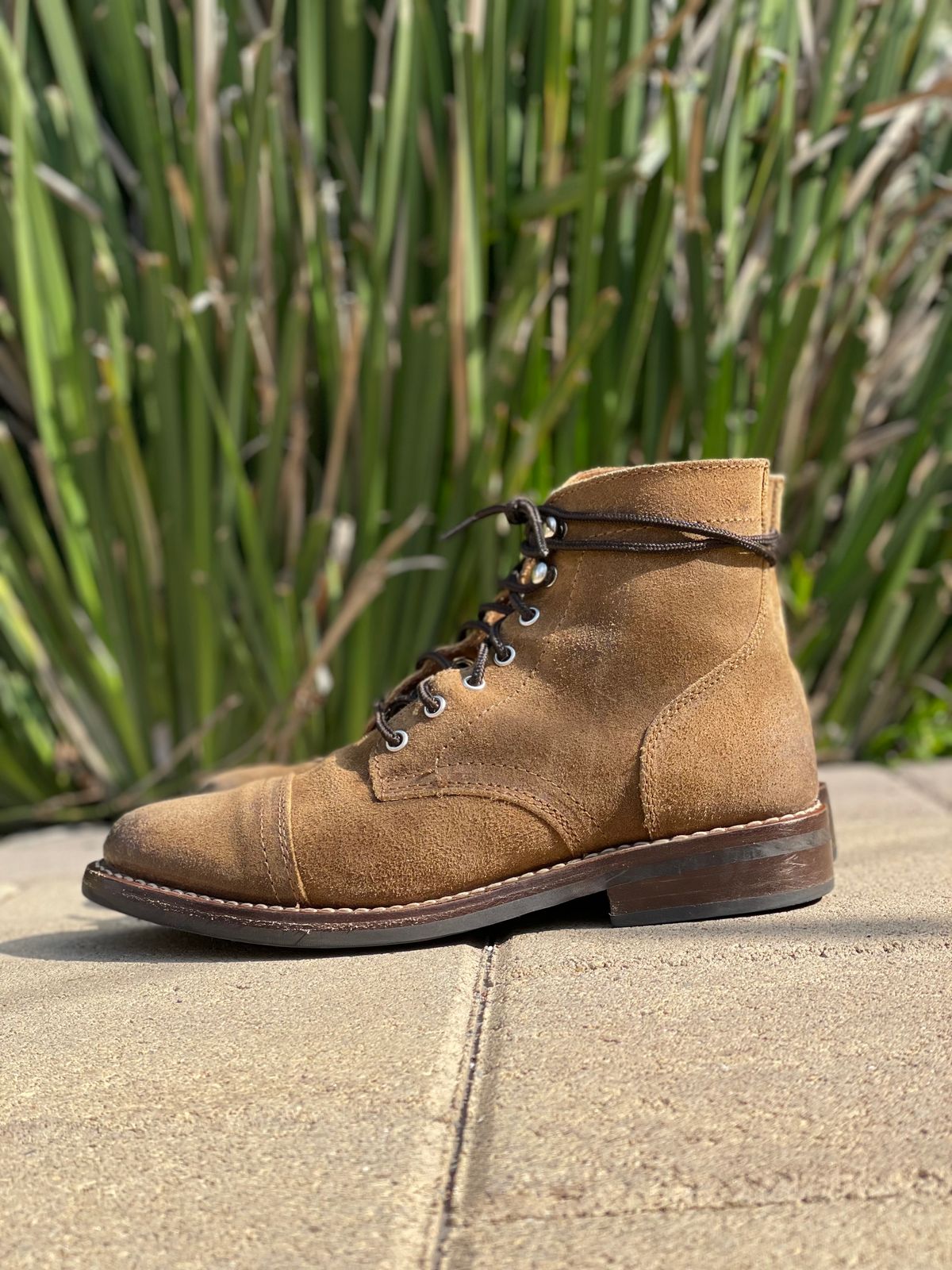 Photo by these_are_my_boots on February 5, 2023 of the Thursday Captain in Unlisted Leather.