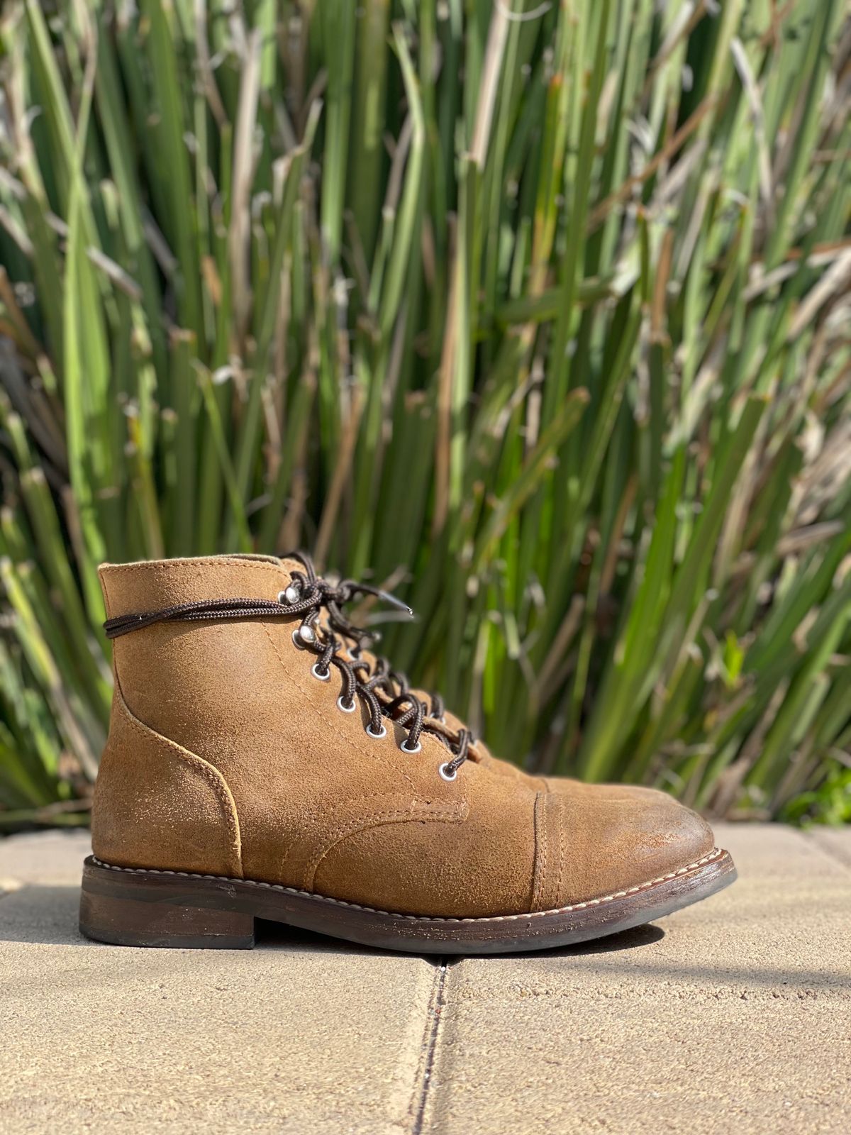 Photo by these_are_my_boots on February 5, 2023 of the Thursday Captain in Unlisted Leather.