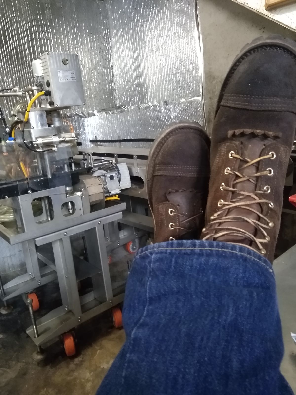 Photo by darknova306 on January 1, 2023 of the Nicks BuilderPro in Seidel 1964 Walnut Roughout.