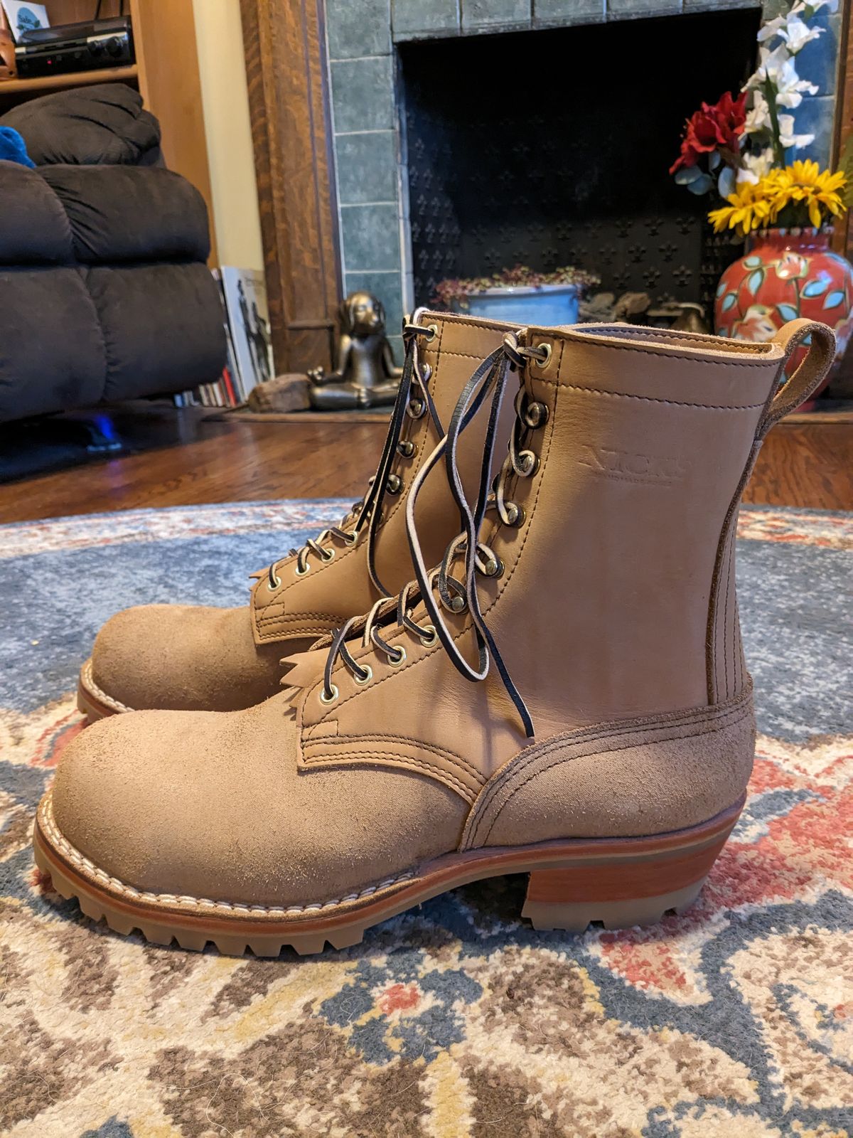Photo by SirBasilStagHare on November 1, 2023 of the Nicks BuilderPro in Seidel 1964 Tan Roughout.