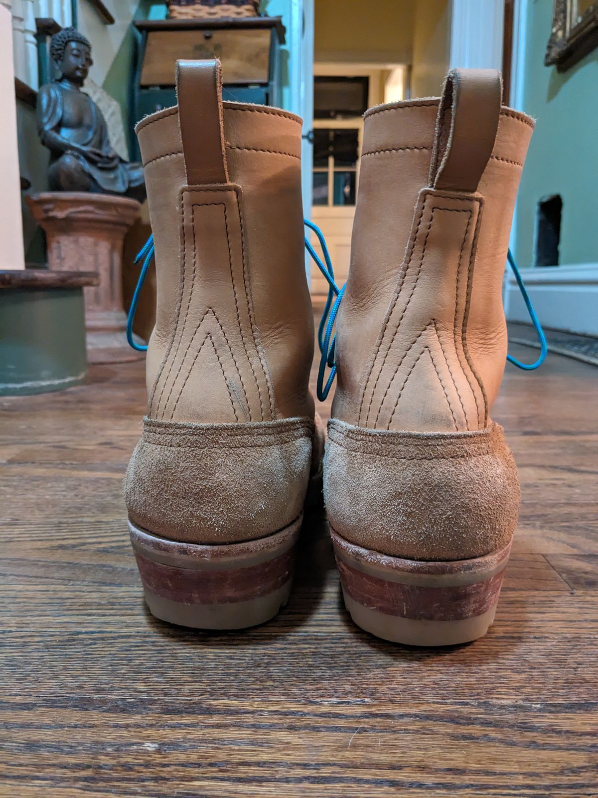 Photo by SirBasilStagHare on January 5, 2024 of the Nicks BuilderPro in Seidel 1964 Tan Roughout.