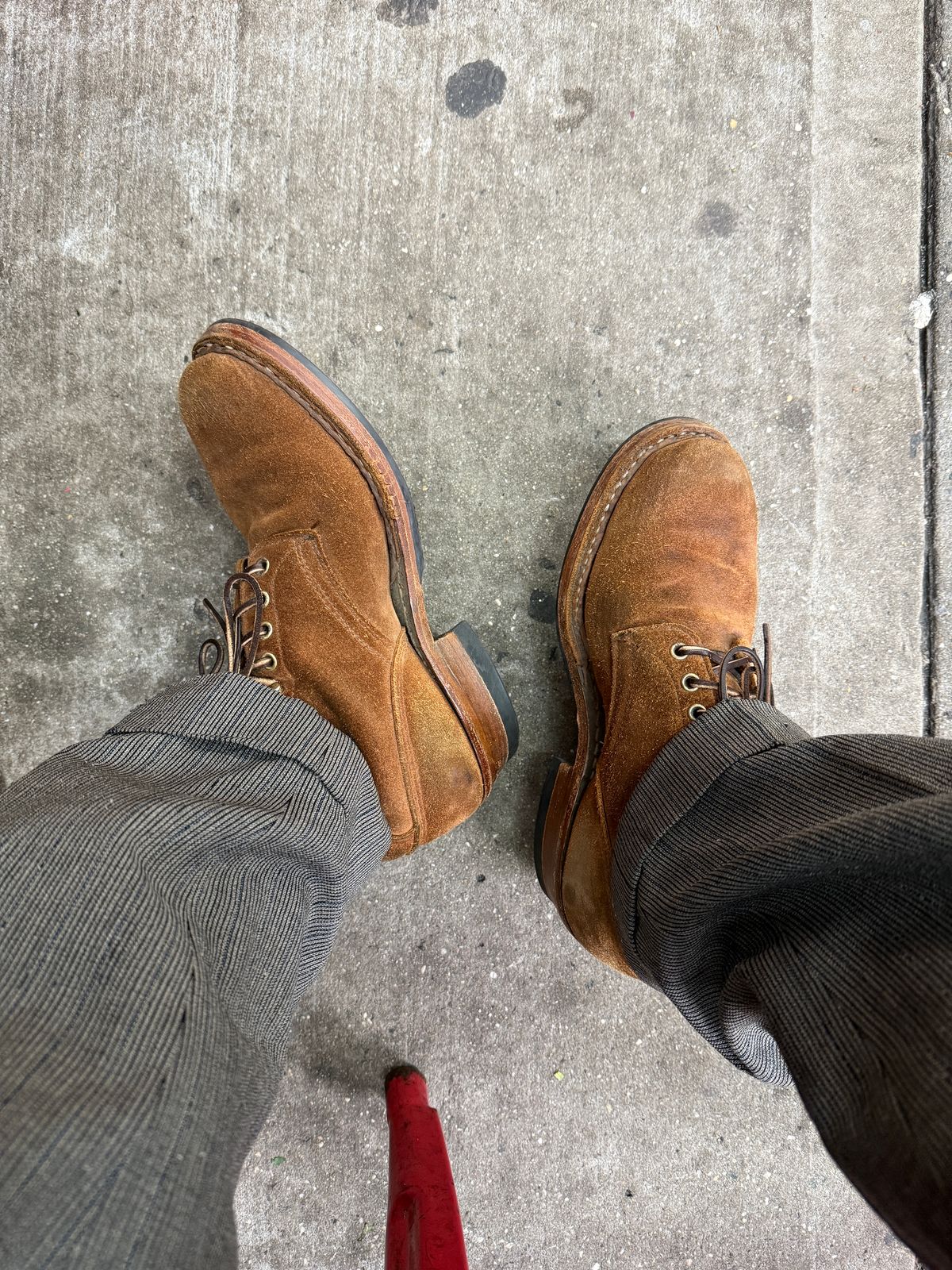 Photo by tlmader on May 16, 2025 of the White's Bounty Hunter in Seidel Distressed Roughout.