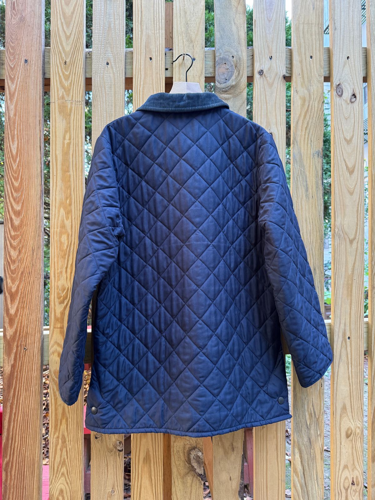 Photo by tlmader on October 3, 2025 of the Barbour Classic Eskdale Jacket in Navy Blue Polyester.