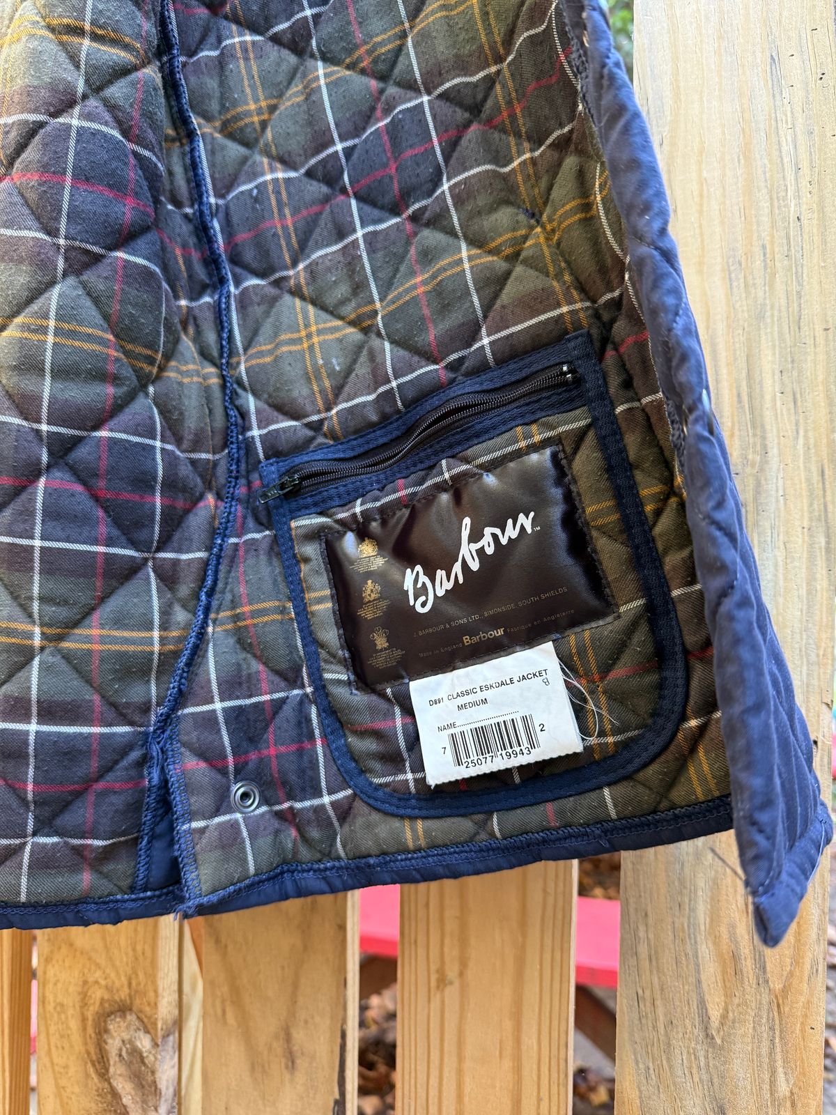 Photo by tlmader on October 3, 2025 of the Barbour Classic Eskdale Jacket in Navy Blue Polyester.