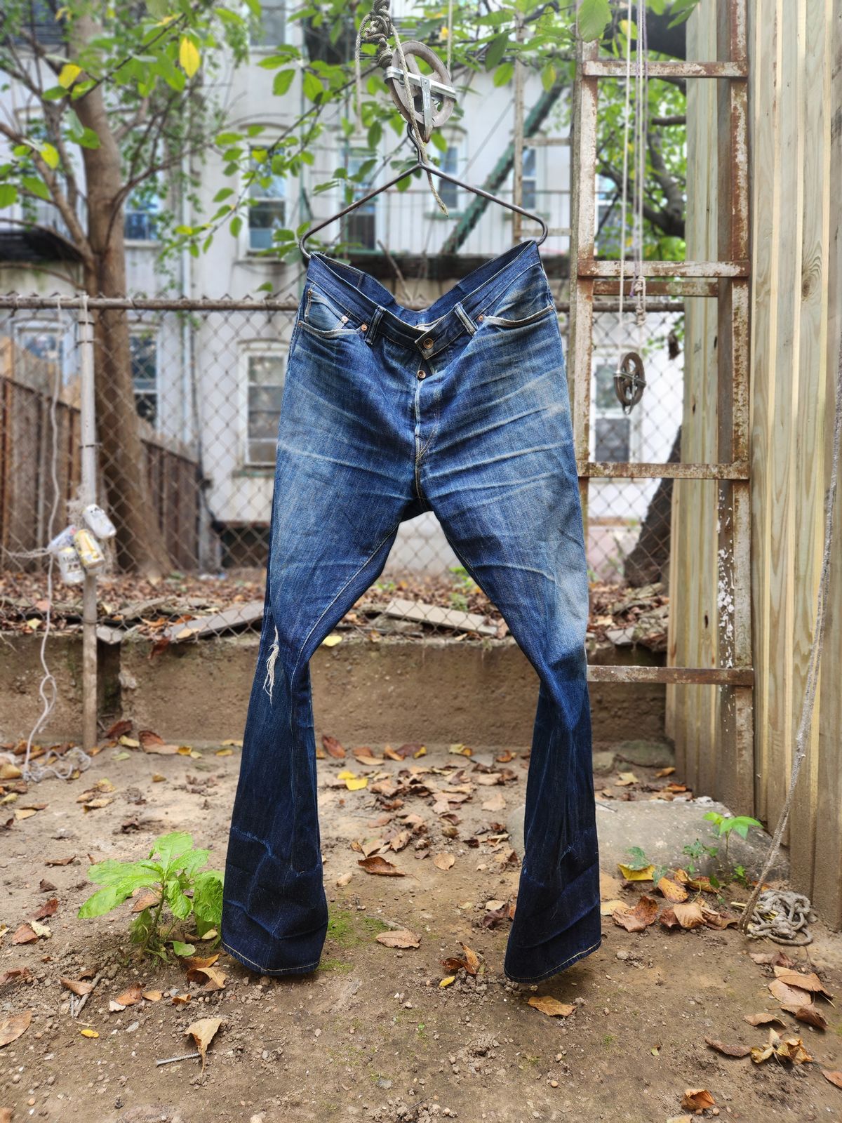 Photo by tlmader on October 9, 2024 of the Roy R01 "Indigo Lovers" in 13.5 oz Blackseed Cone Mills Selvedge Denim.