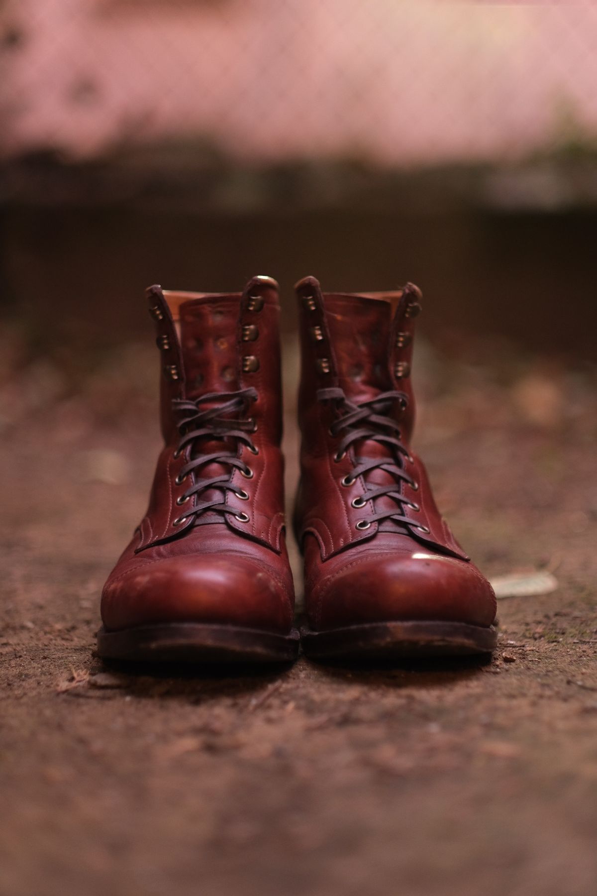 Photo by tlmader on November 5, 2025 of the Jorge Guadarrama Custom Model in Lefarc Cognac Albatros.