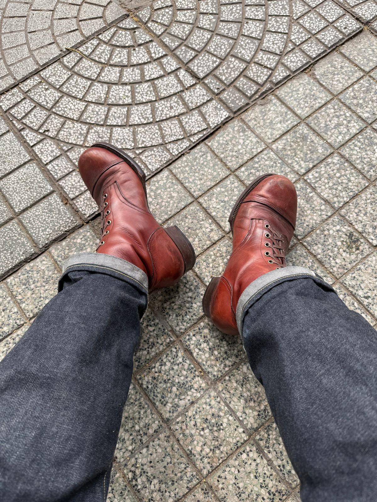 Photo by tlmader on January 29, 2026 of the Jorge Guadarrama Custom Model in Lefarc Cognac Albatros.