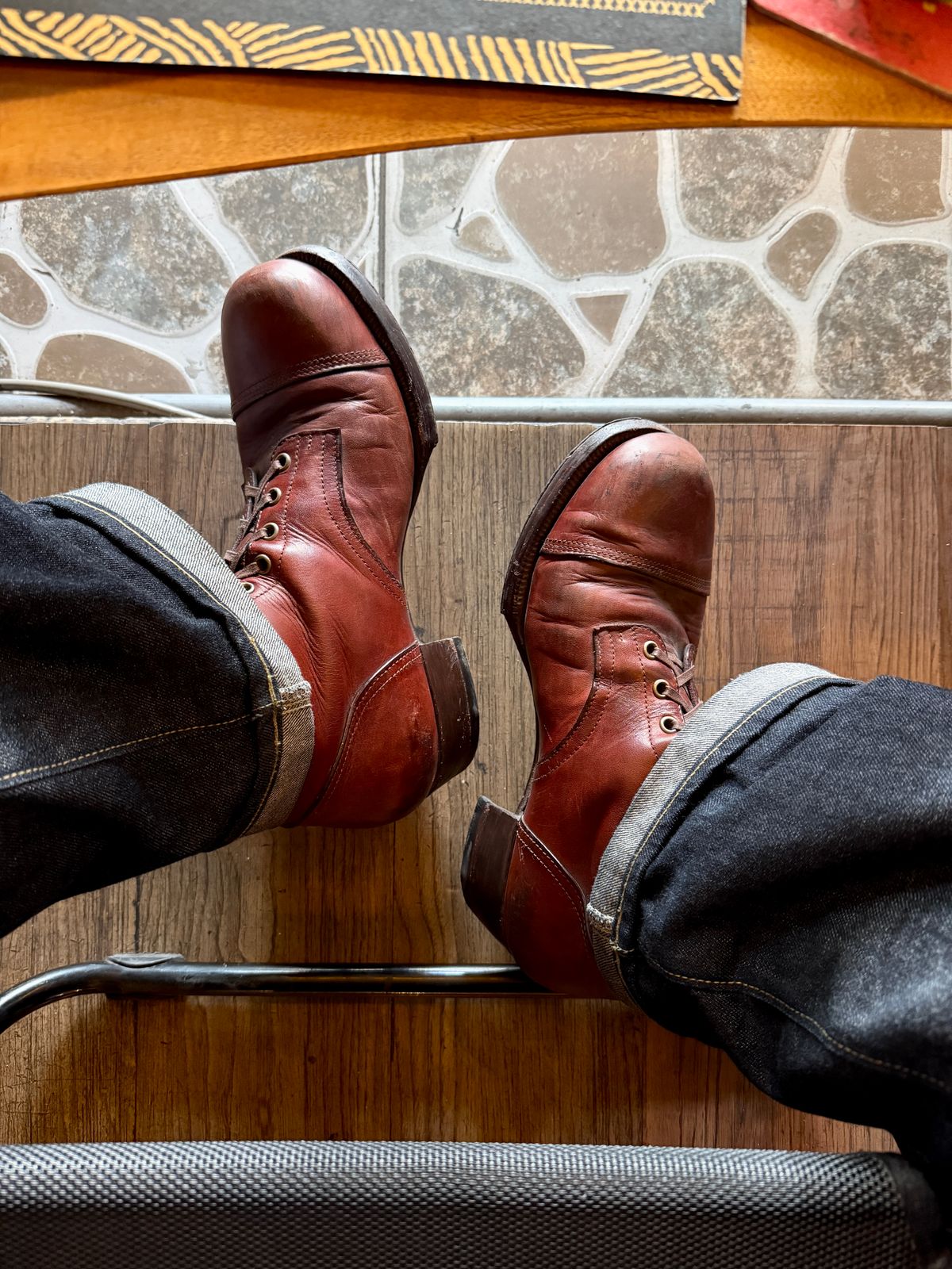 Photo by tlmader on February 8, 2026 of the Jorge Guadarrama Custom Model in Lefarc Cognac Albatros.