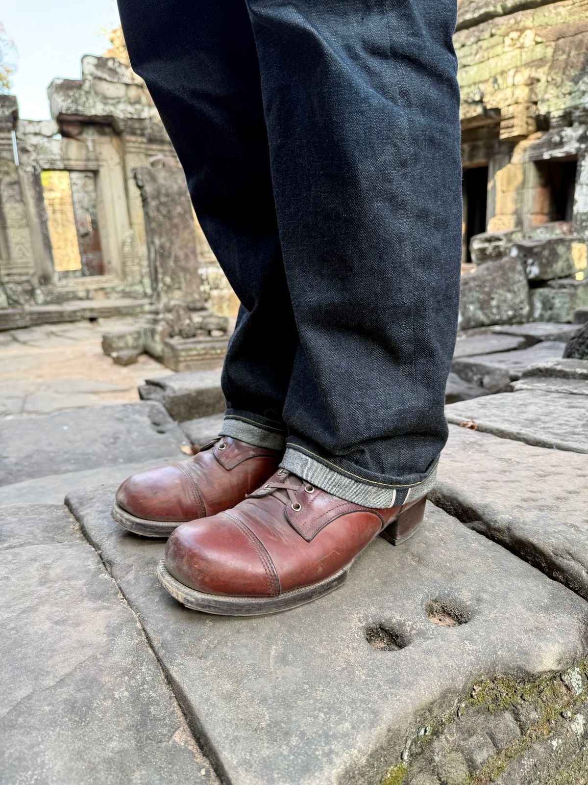 Photo by tlmader on February 19, 2026 of the Jorge Guadarrama Custom Model in Lefarc Cognac Albatros.