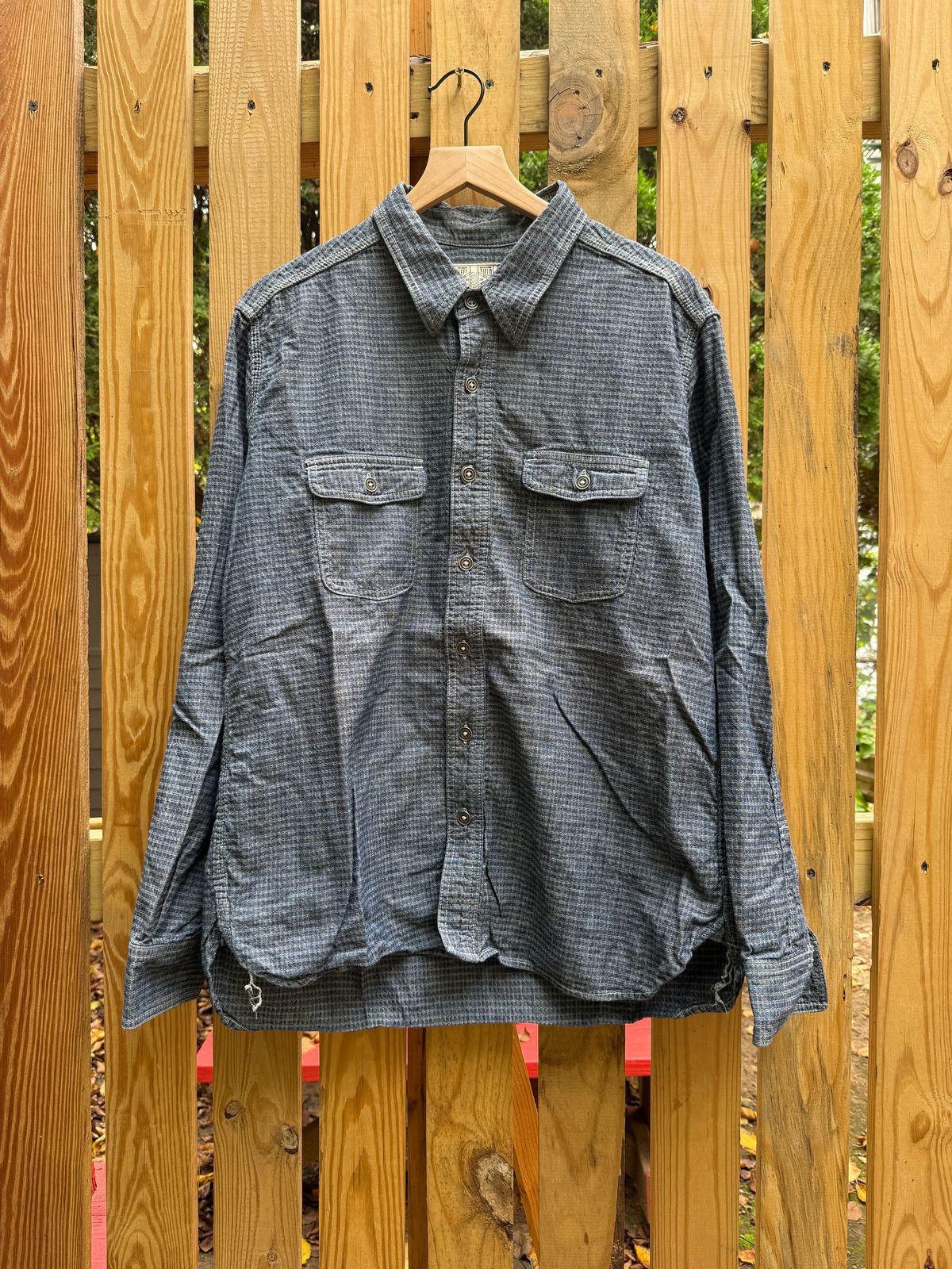 Photo by tlmader on September 27, 2025 of the Left Field NYC Dust Bowl Workshirt in Deadstock 6.5 oz Cone Mills White Oak Dobby Chambray.