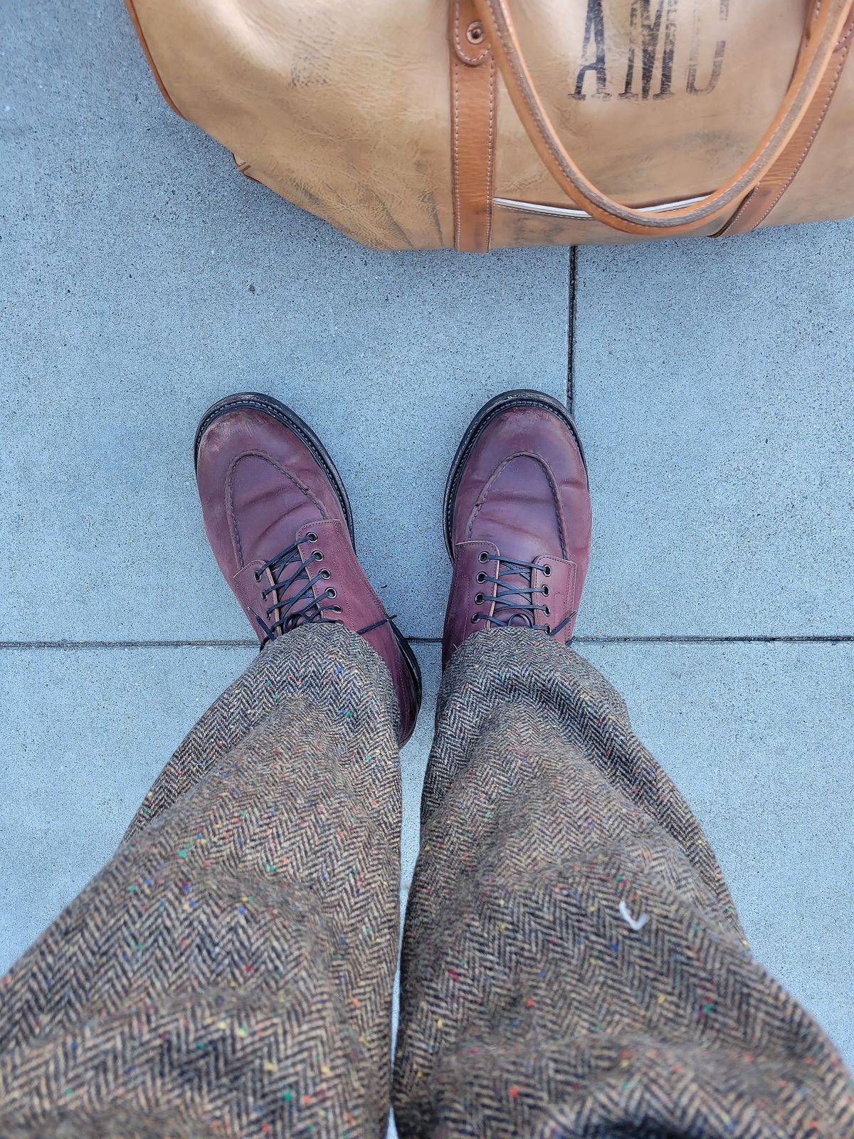 Photo by tlmader on February 2, 2023 of the Role Club Townsman Lace Boots in Horween Color 8 Shell Cordovan.