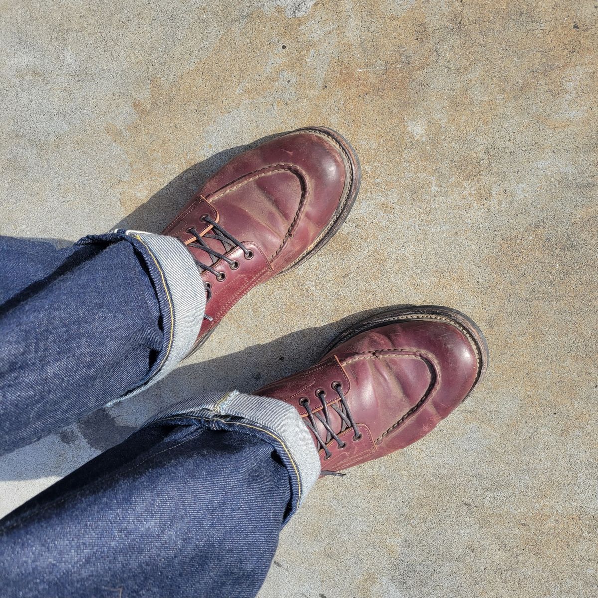 Photo by tlmader on May 4, 2023 of the Role Club Townsman Lace Boots in Horween Color 8 Shell Cordovan.