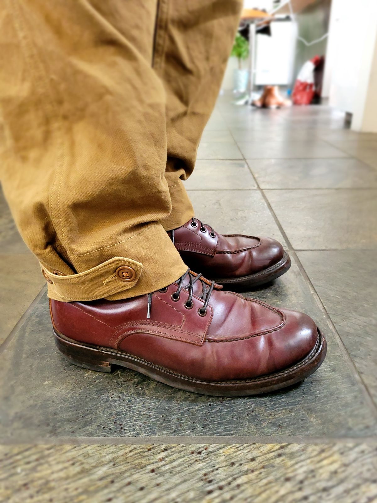 Photo by tlmader on September 4, 2023 of the Role Club Townsman Lace Boots in Horween Color 8 Shell Cordovan.