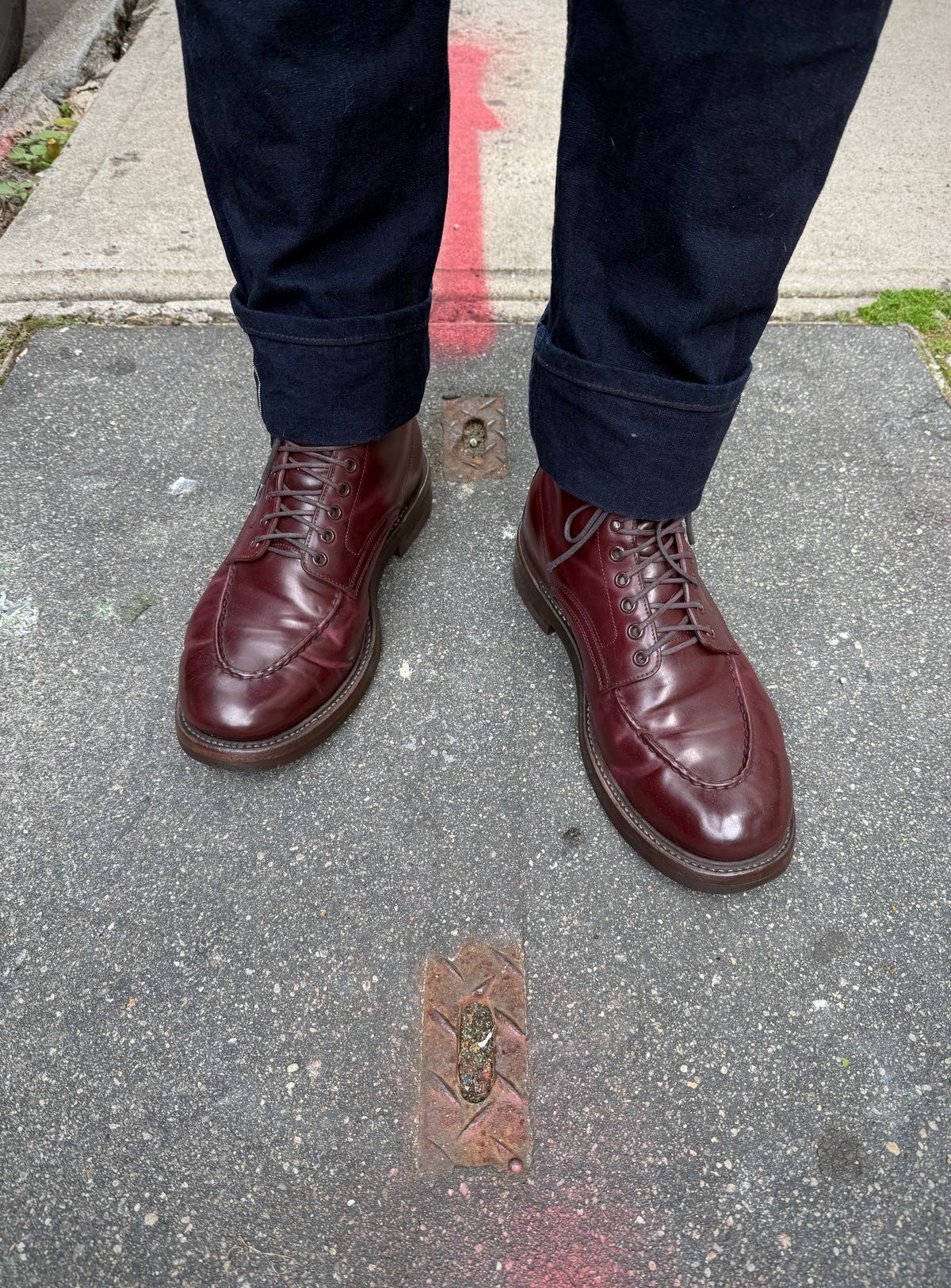 Photo by tlmader on May 27, 2025 of the Role Club Townsman Lace Boots in Horween Color 8 Shell Cordovan.