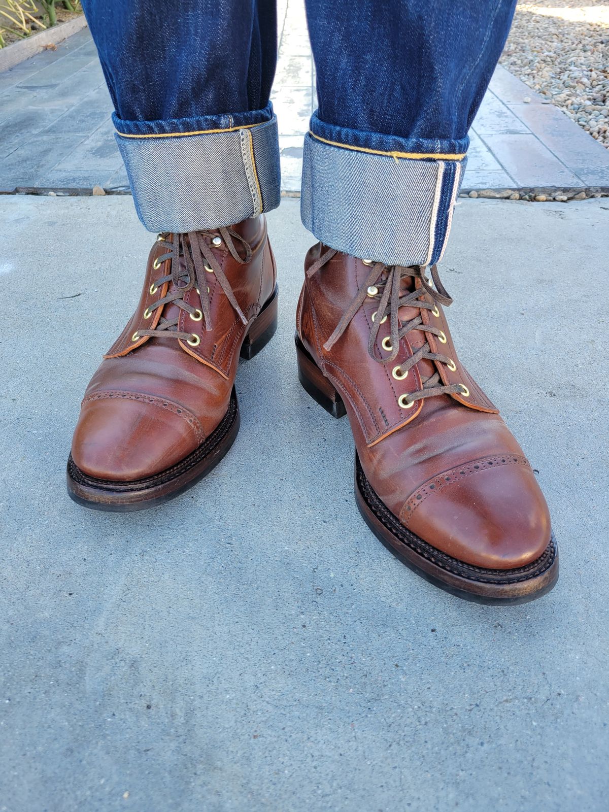Photo by tlmader on September 22, 2022 of the White Kloud Blucher.87 in Leder Ogawa Coffee Shell Cordovan.
