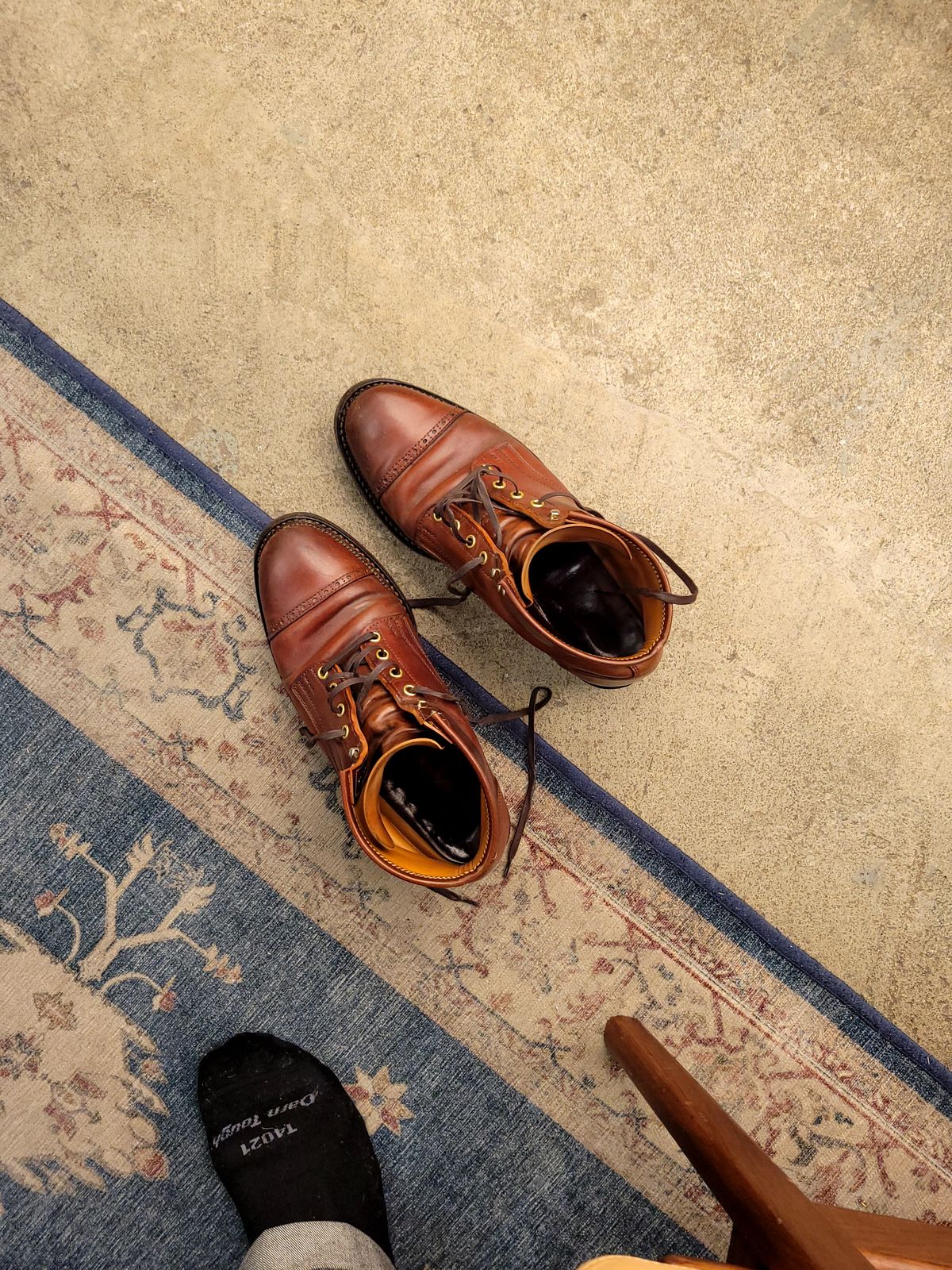 Photo by tlmader on October 7, 2023 of the White Kloud Blucher.87 in Leder Ogawa Coffee Shell Cordovan.