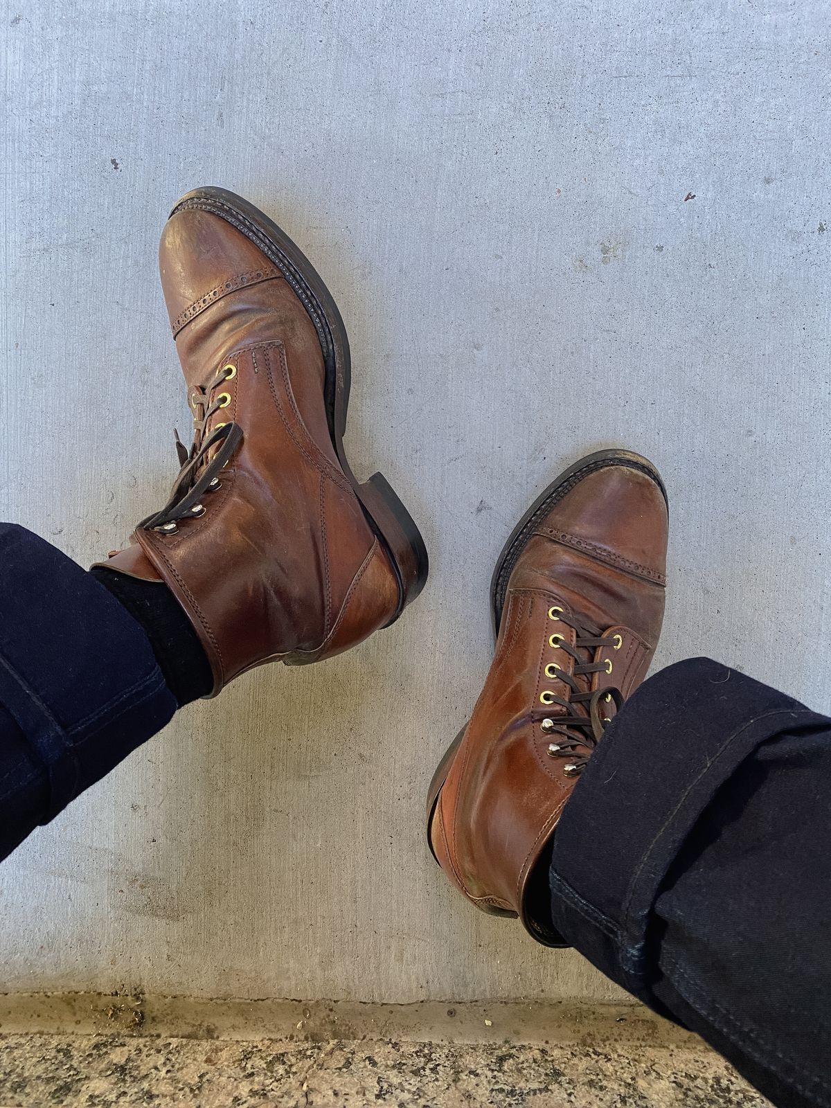 Photo by tlmader on November 14, 2024 of the White Kloud Blucher.87 in Leder Ogawa Coffee Shell Cordovan.