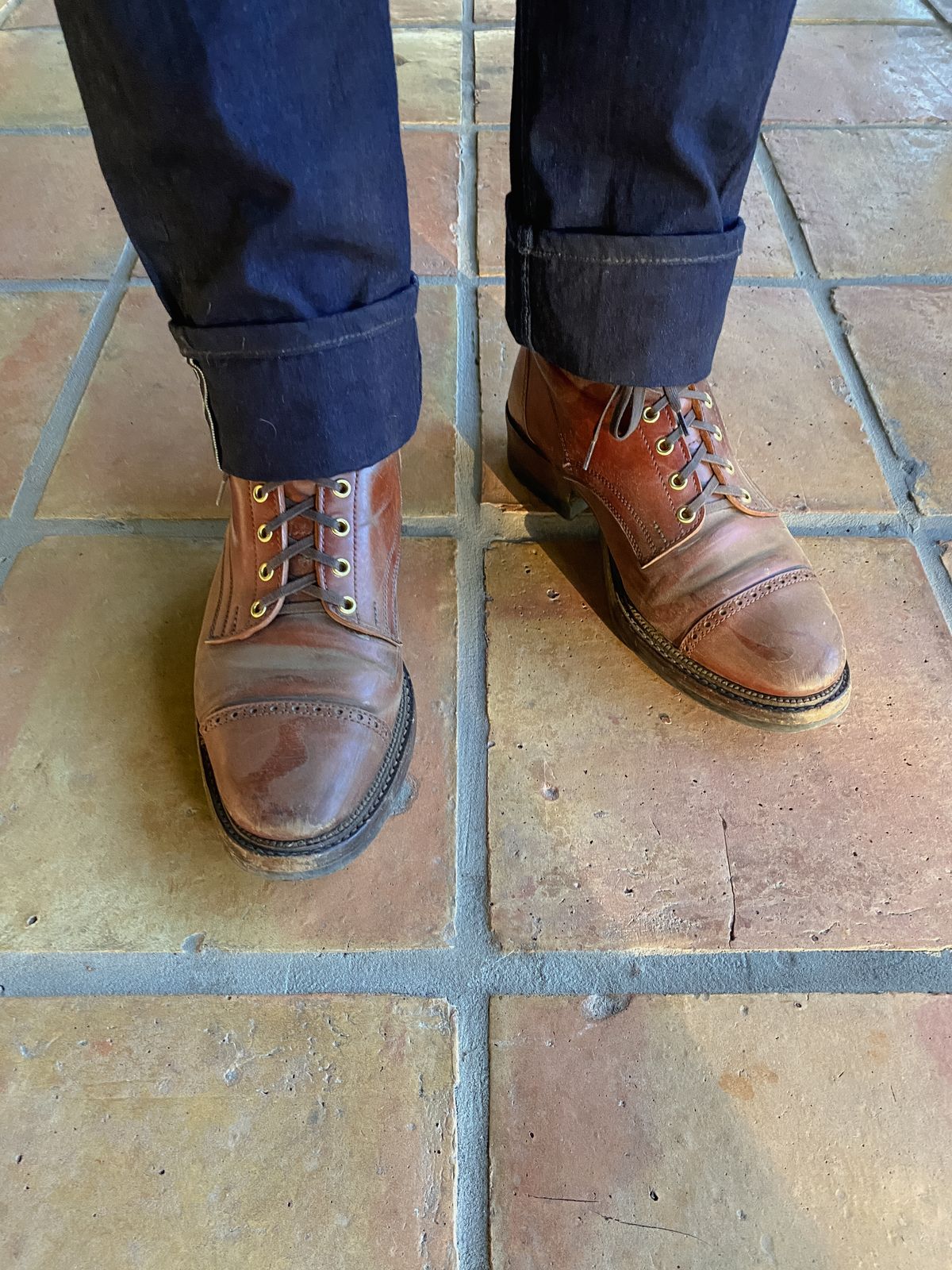 Photo by tlmader on November 14, 2024 of the White Kloud Blucher.87 in Leder Ogawa Coffee Shell Cordovan.