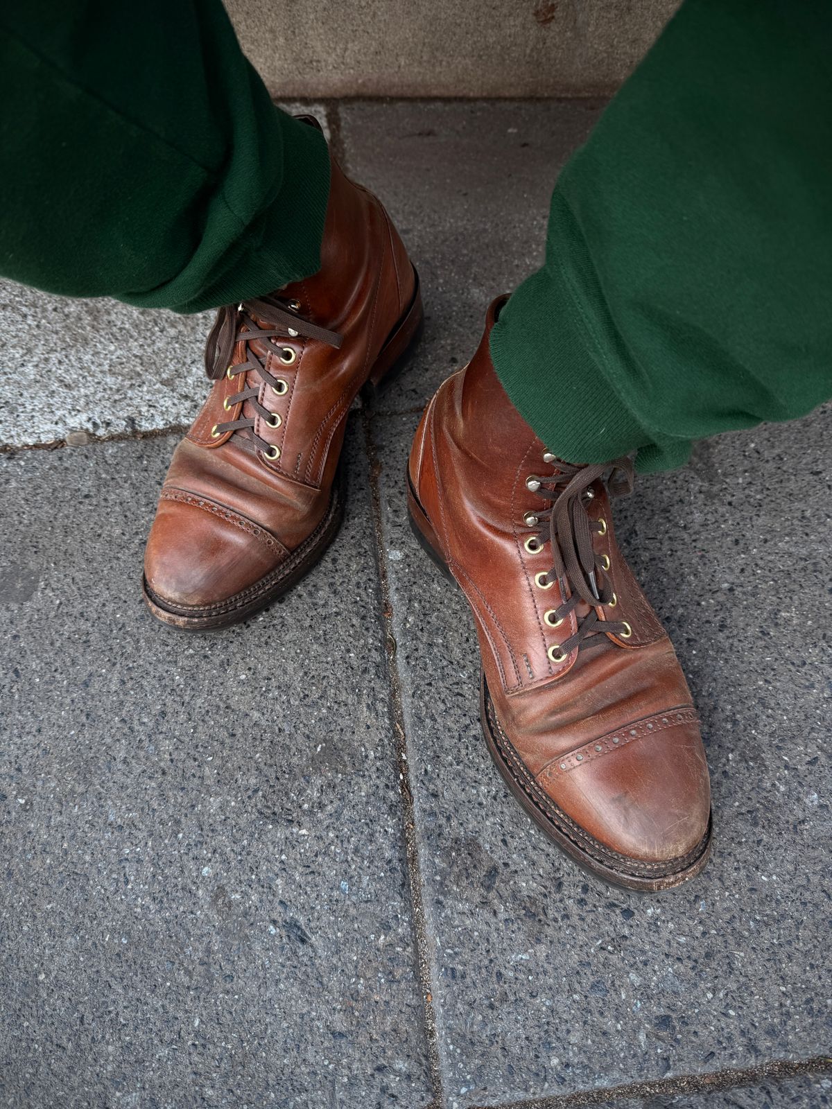 Photo by tlmader on March 8, 2025 of the White Kloud Blucher.87 in Leder Ogawa Coffee Shell Cordovan.