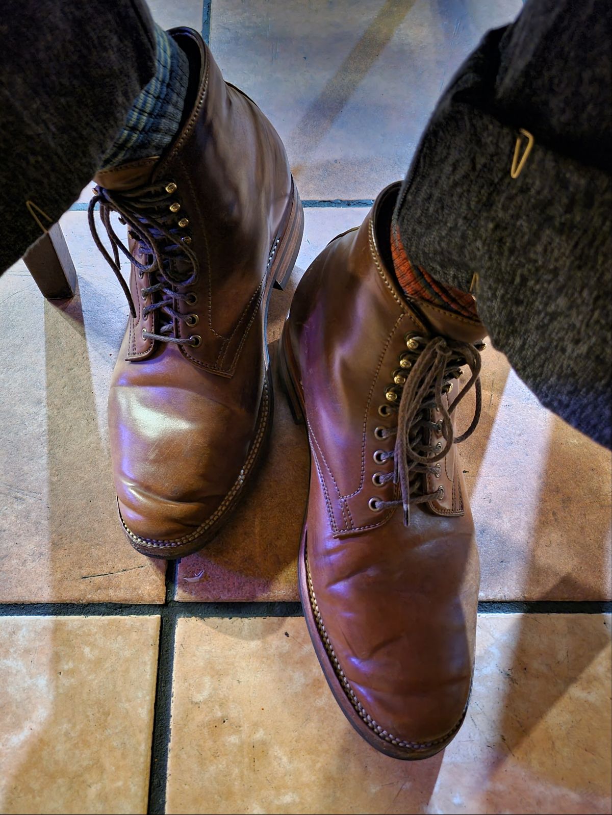 Photo by tlmader on October 19, 2021 of the Flame Panda Service Boot in Horween Bourbon Shell Cordovan.