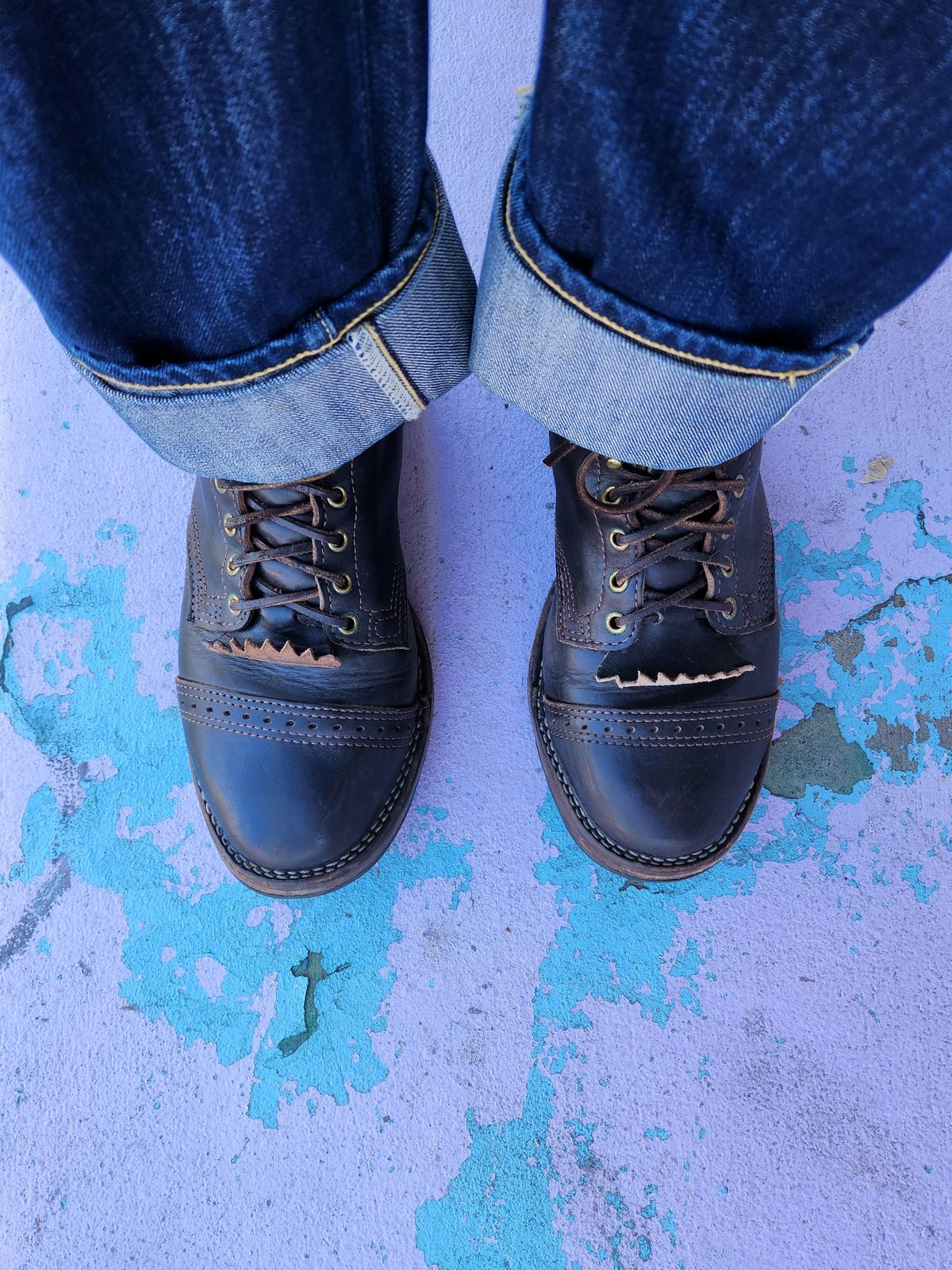 Photo by tlmader on May 28, 2024 of the Wesco Hendrik in Horween Black Chromexcel Horsehide.