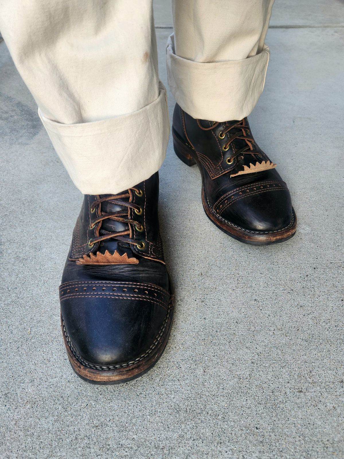 Photo by tlmader on July 10, 2024 of the Wesco Hendrik in Horween Black Chromexcel Horsehide.