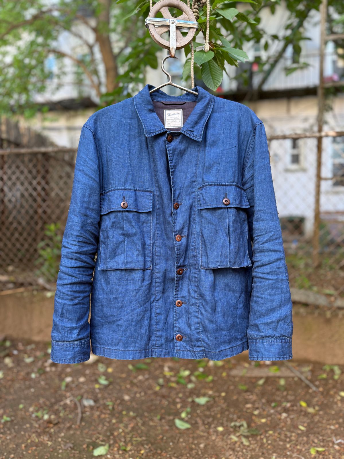 Photo by tlmader on May 18, 2025 of the Soundman Delaware Jacket in Indigo Linen.